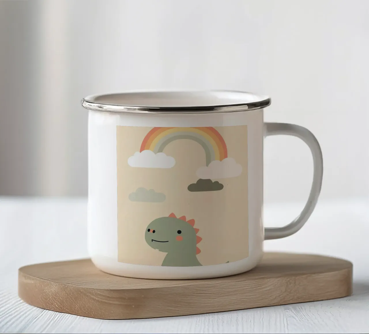 Illustrazione di un simpatico dinosauro e di un arcobaleno tazza in smalto da DesignDoodle