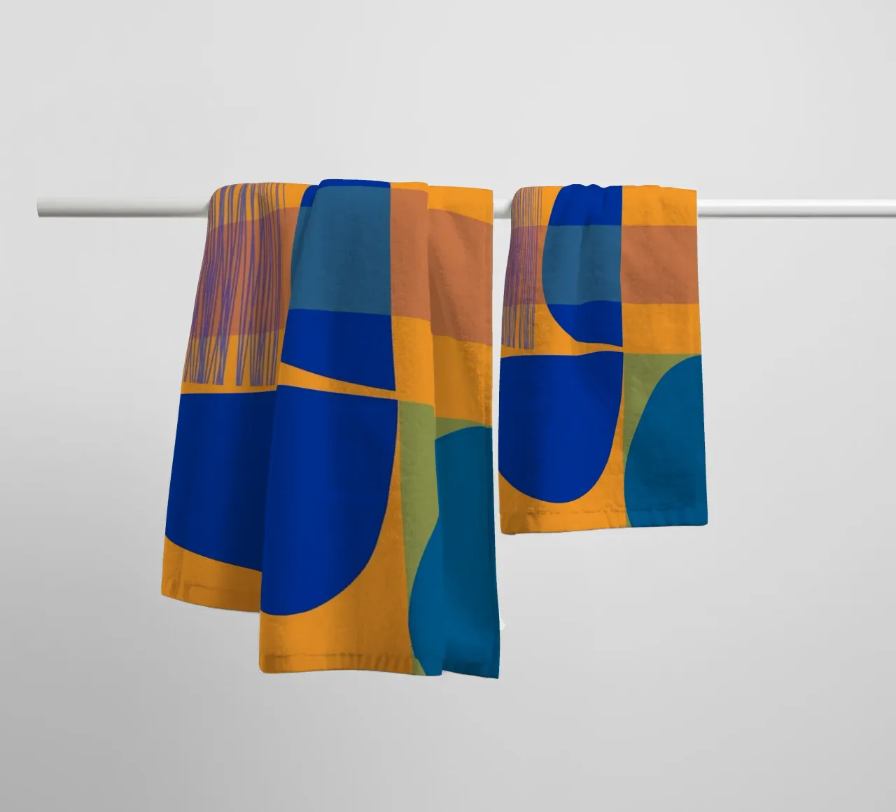 Abstract composition in yellow and indigo Handtuch von MirimoART