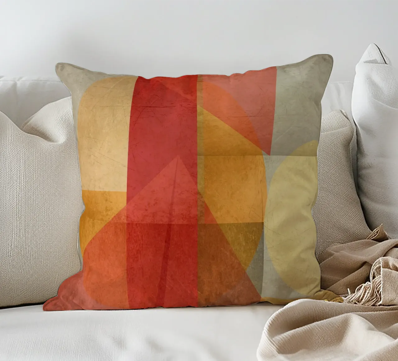 Abstract composition in red and yellow cuscino da MirimoART