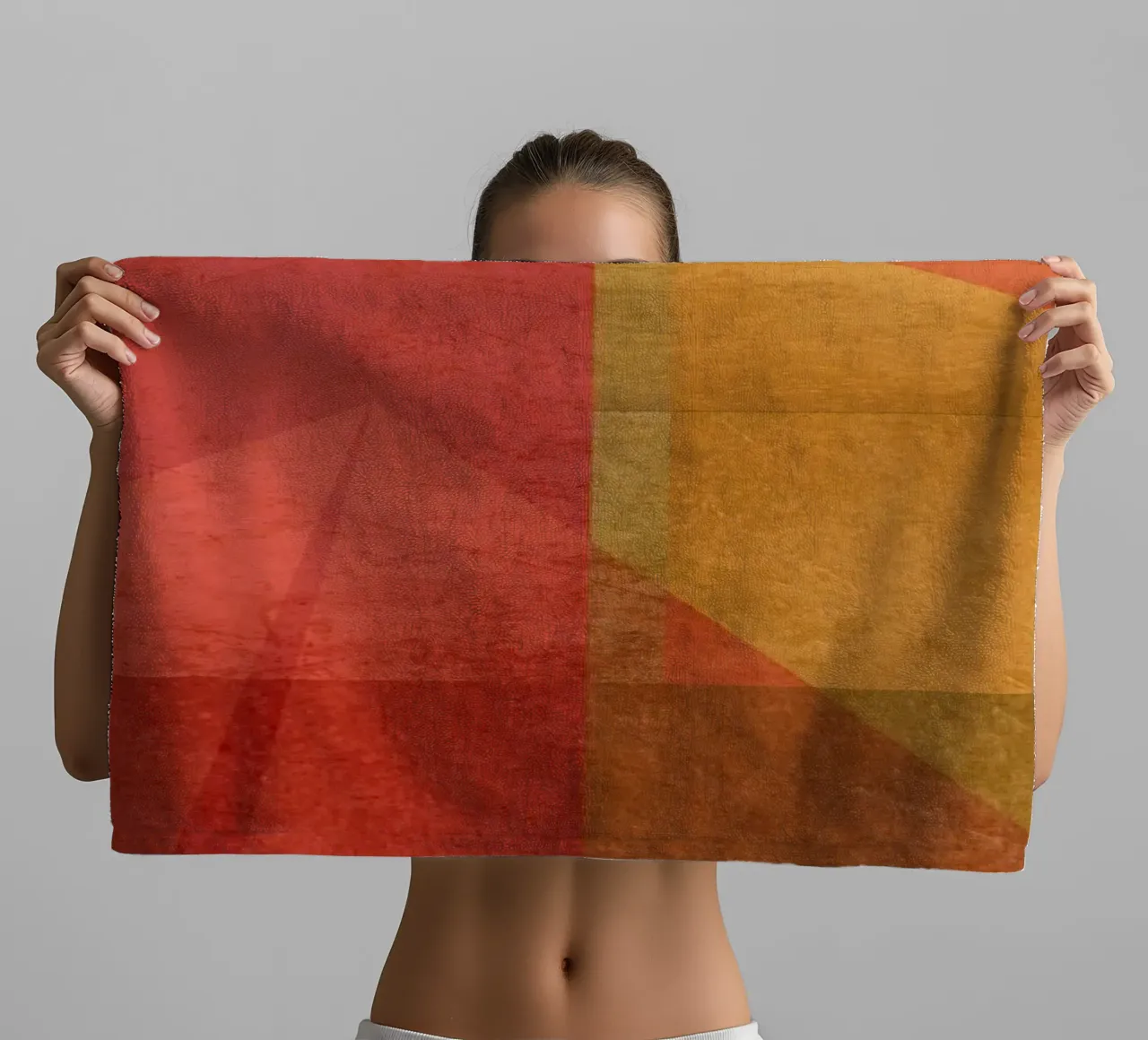 Abstract composition in red and yellow serviette de bain de MirimoART