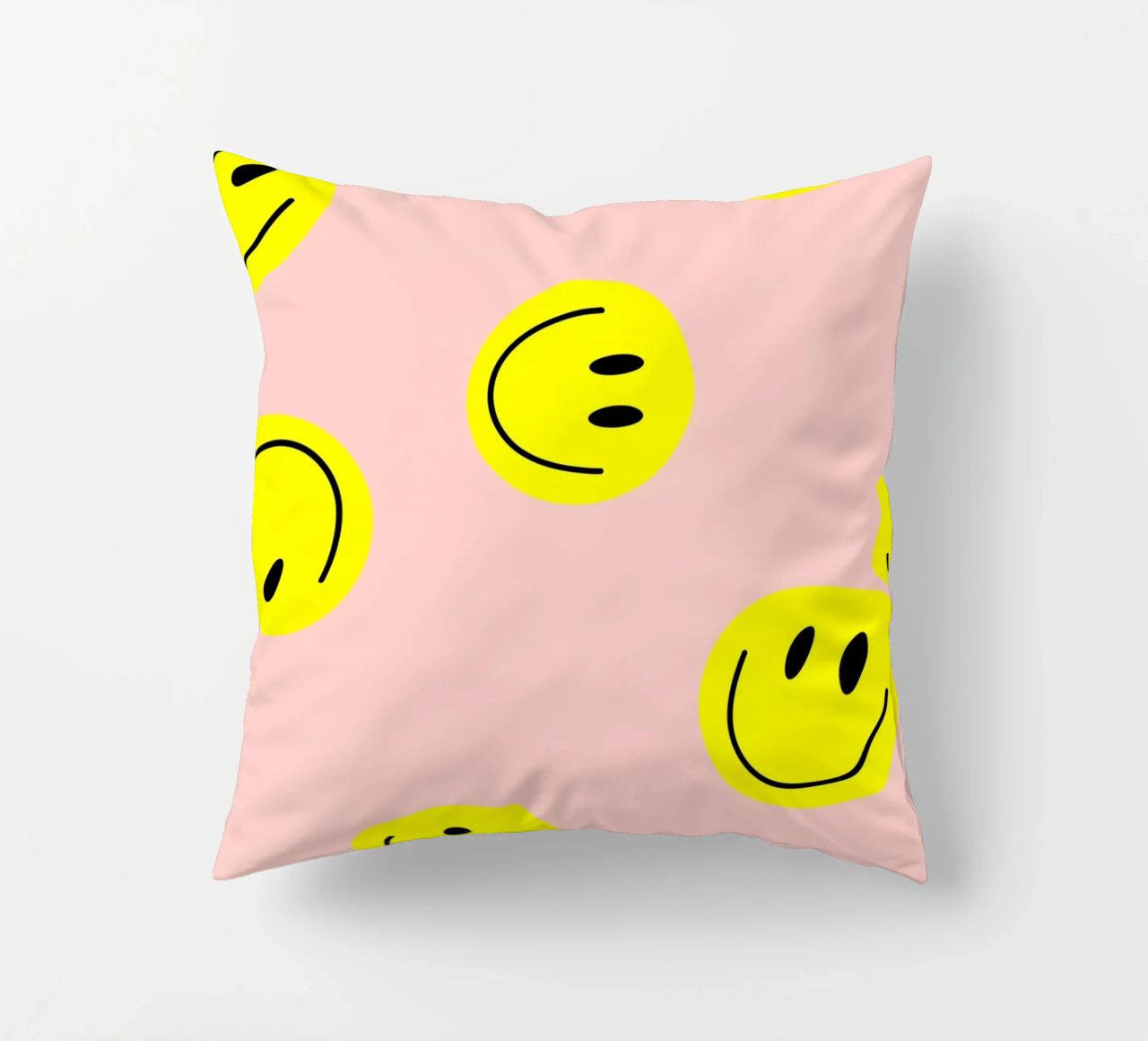 smiley flying coussin de Hej Ibiza by Ute Arnold