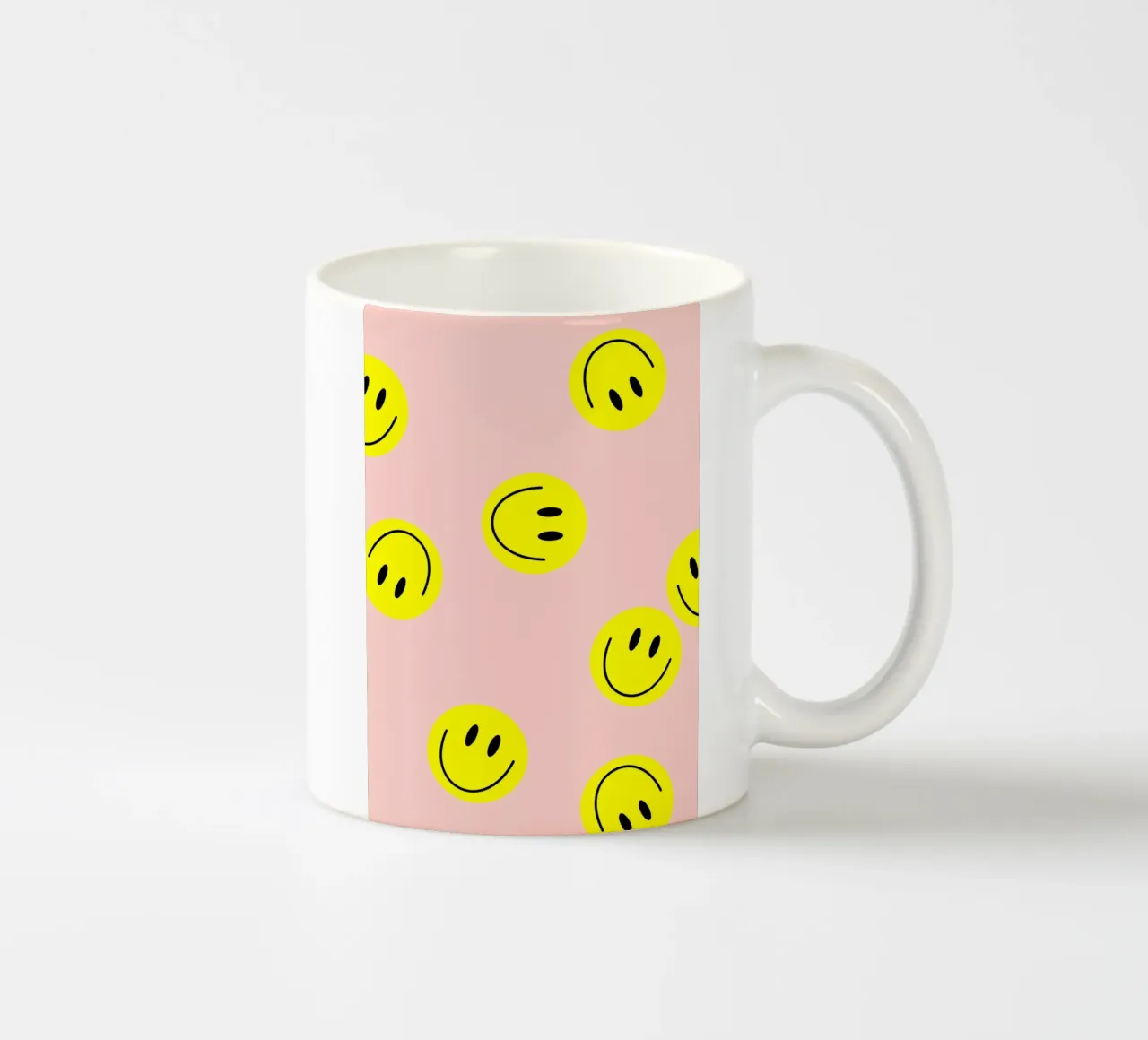 smiley flying taza de cerámica de Hej Ibiza by Ute Arnold
