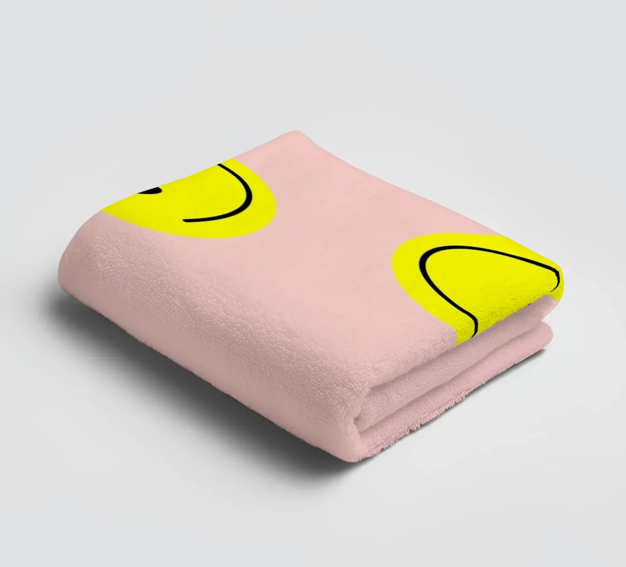 smiley flying serviette de bain de Hej Ibiza by Ute Arnold