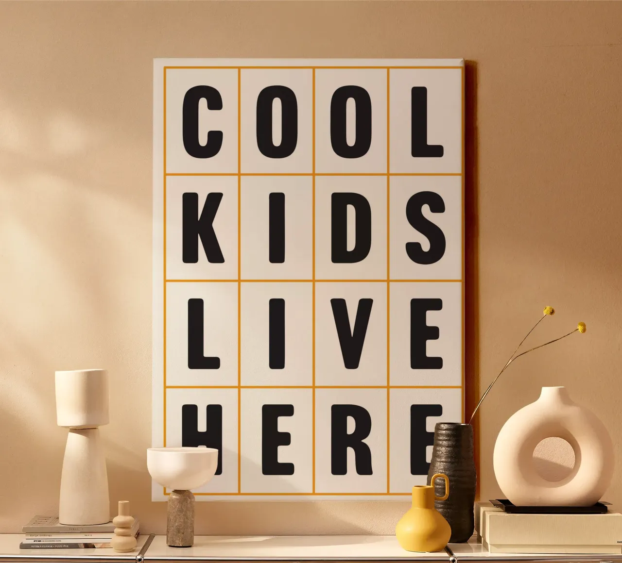 I ragazzi cool vivono qui tela con Cornice a cassetta da Lolly & Roobs