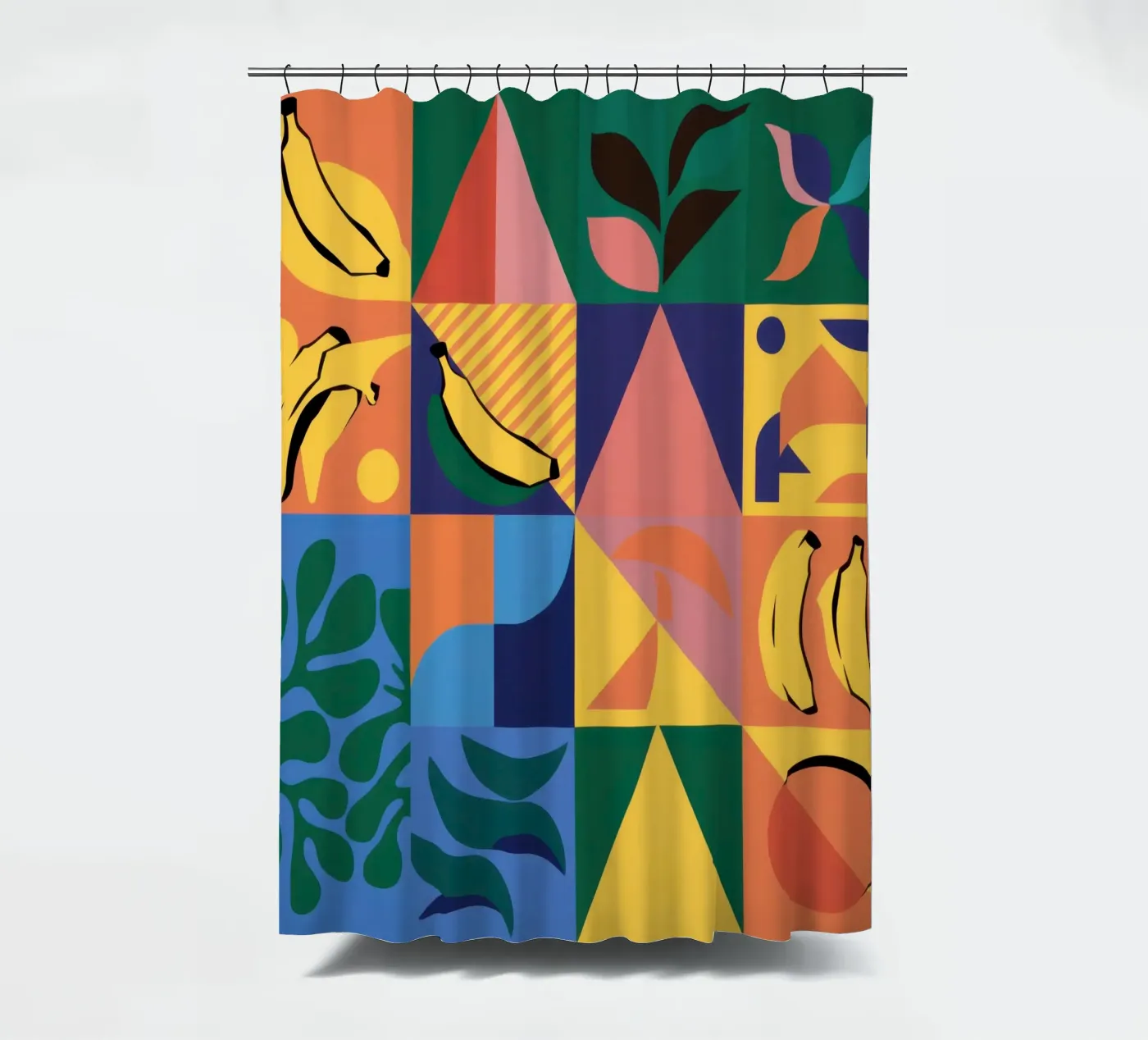 Tropisches geometrisches Patchwork Duschvorhang von Sun Riser