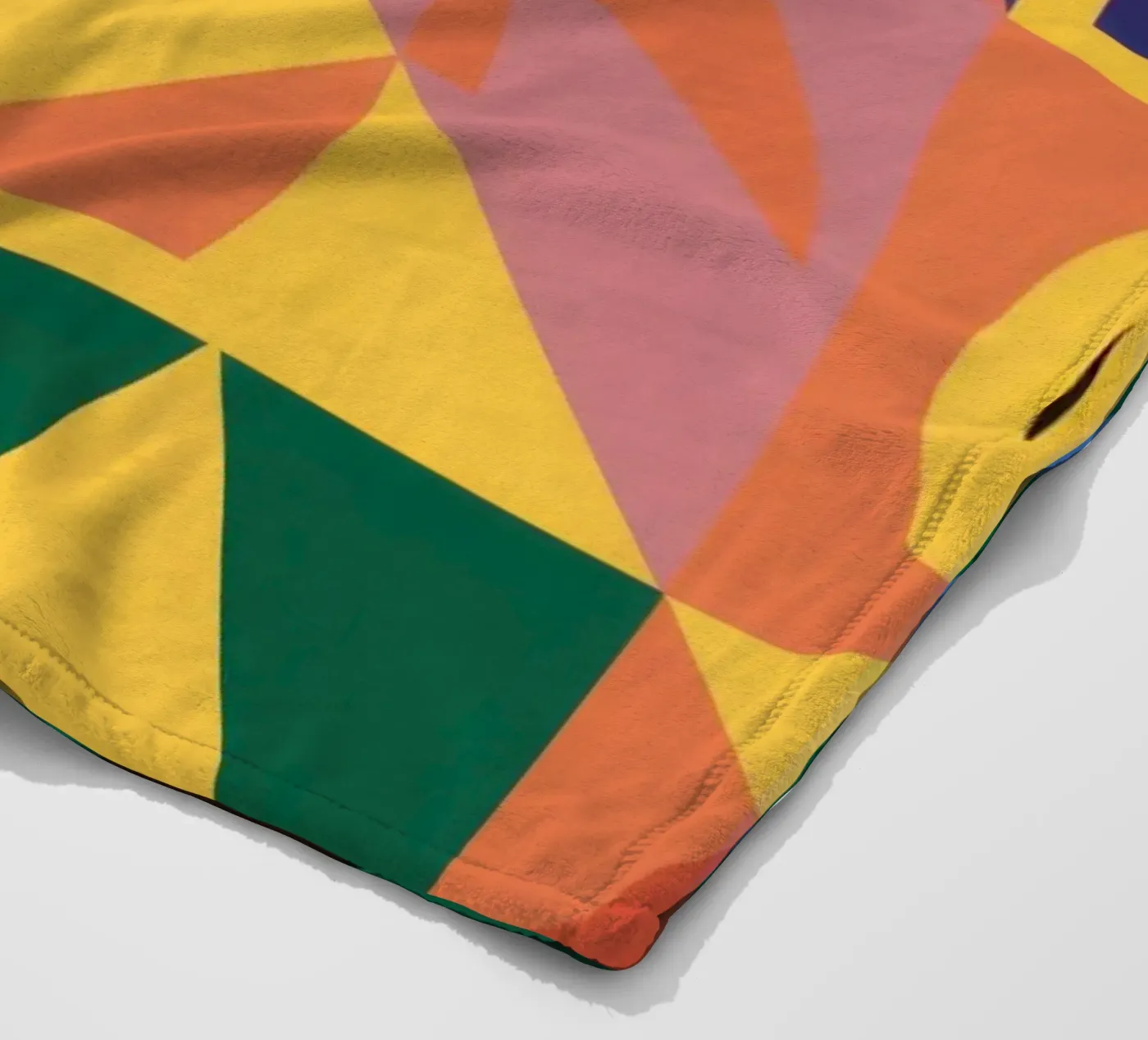 Tropical Geometric Patchwork Fleecedecke von Sun Riser