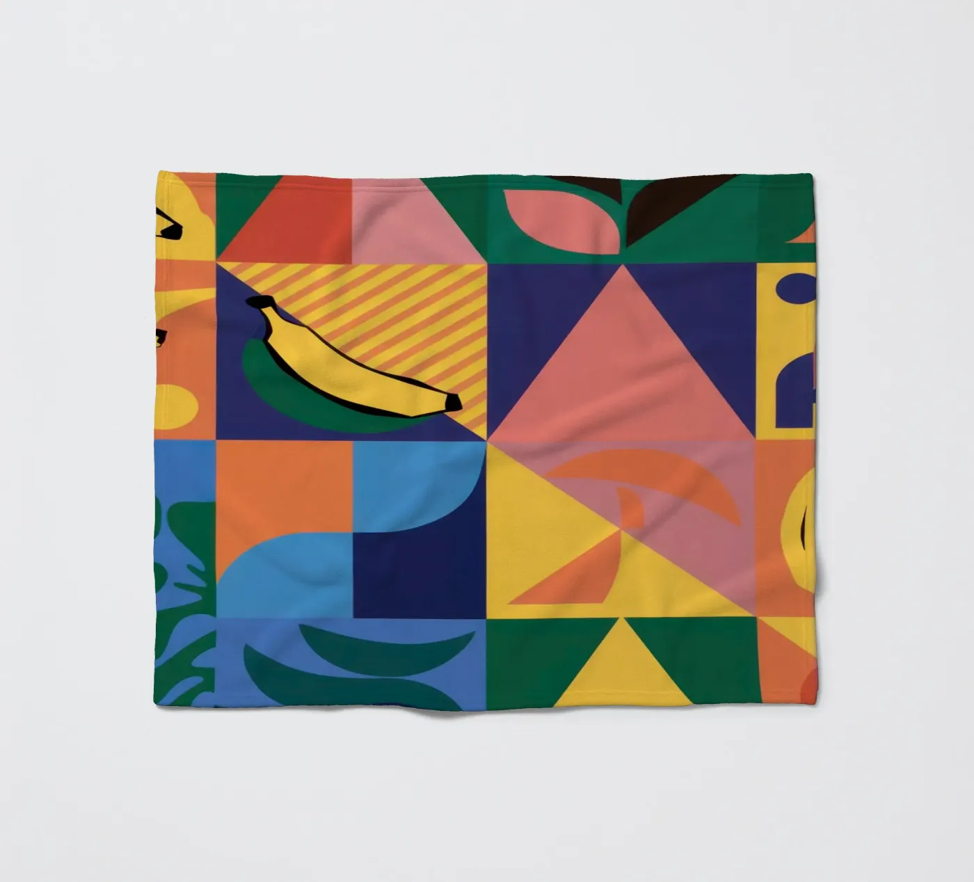 Tropical Geometric Patchwork Fleecedecke von Sun Riser