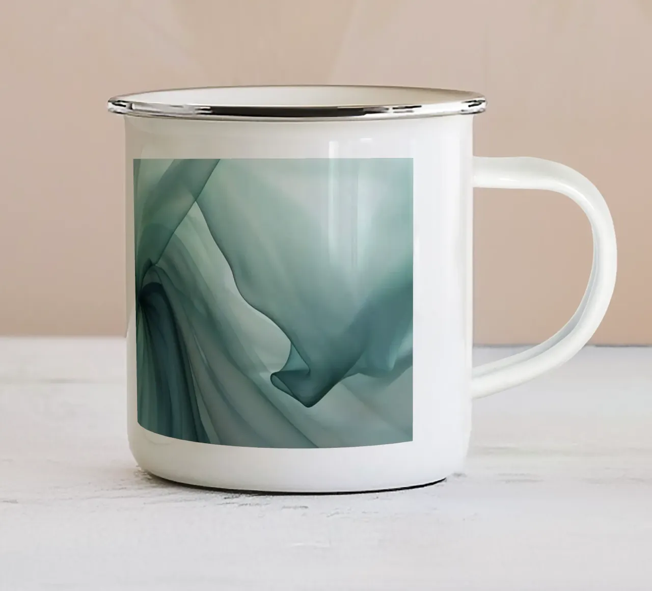 Dimensione astratta Tranquil Flow Inchiostro verde acqua tazza in smalto da Andrea Haase Contemporary Timeless