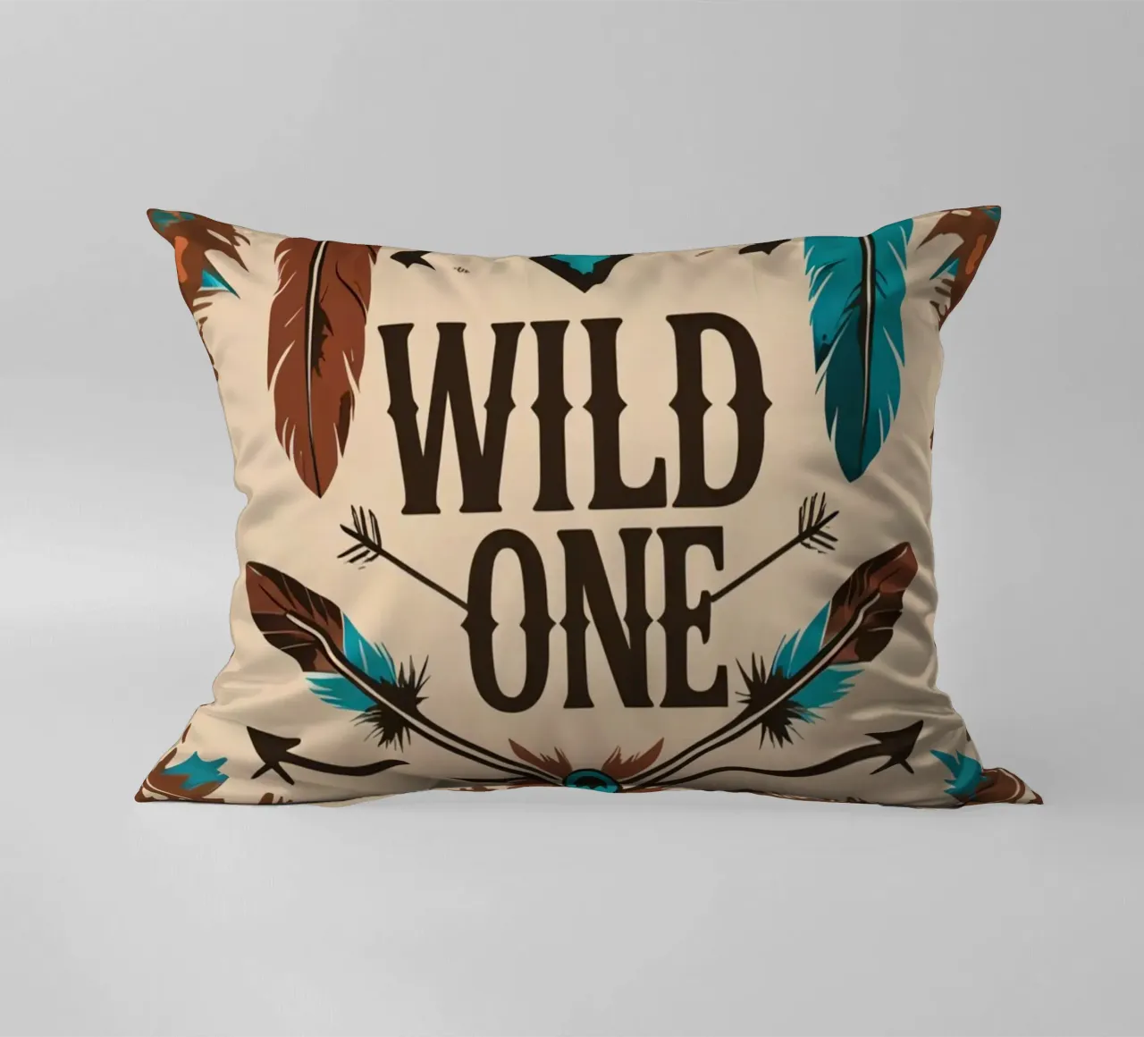 Piume e frecce con "WILD ONE cuscino da DesignDoodle