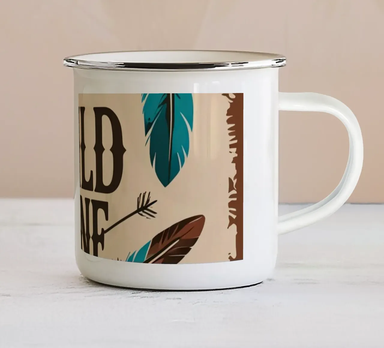 Piume e frecce con "WILD ONE tazza in smalto da DesignDoodle