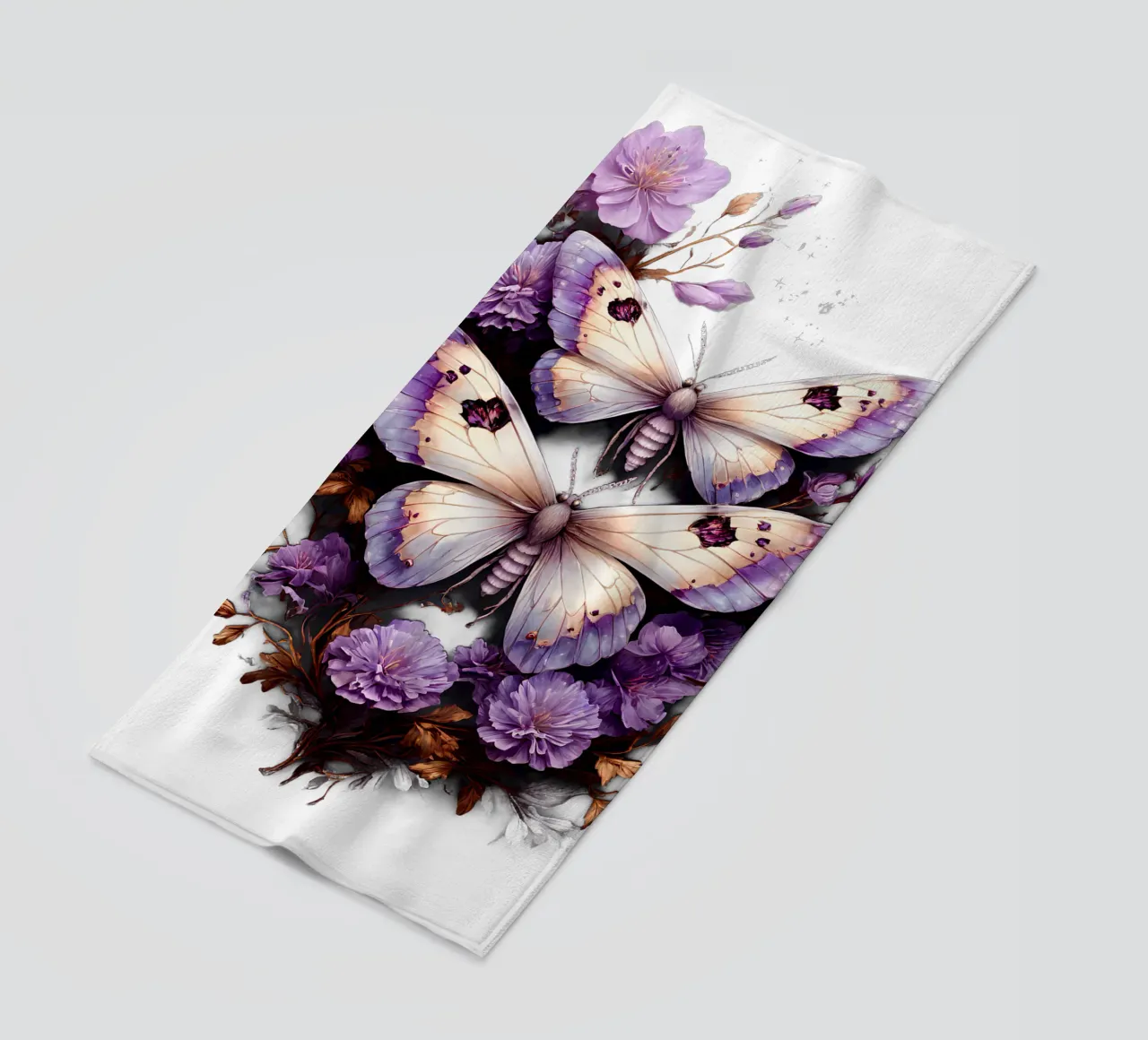 Falene magiche con fiori viola telo mare da Eva Nev