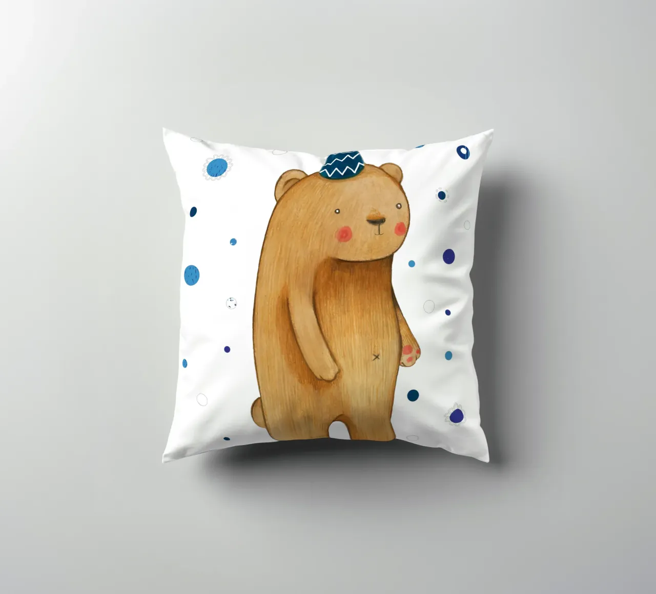 Judith Loske - Orso di compleanno cuscino da The Artcircle