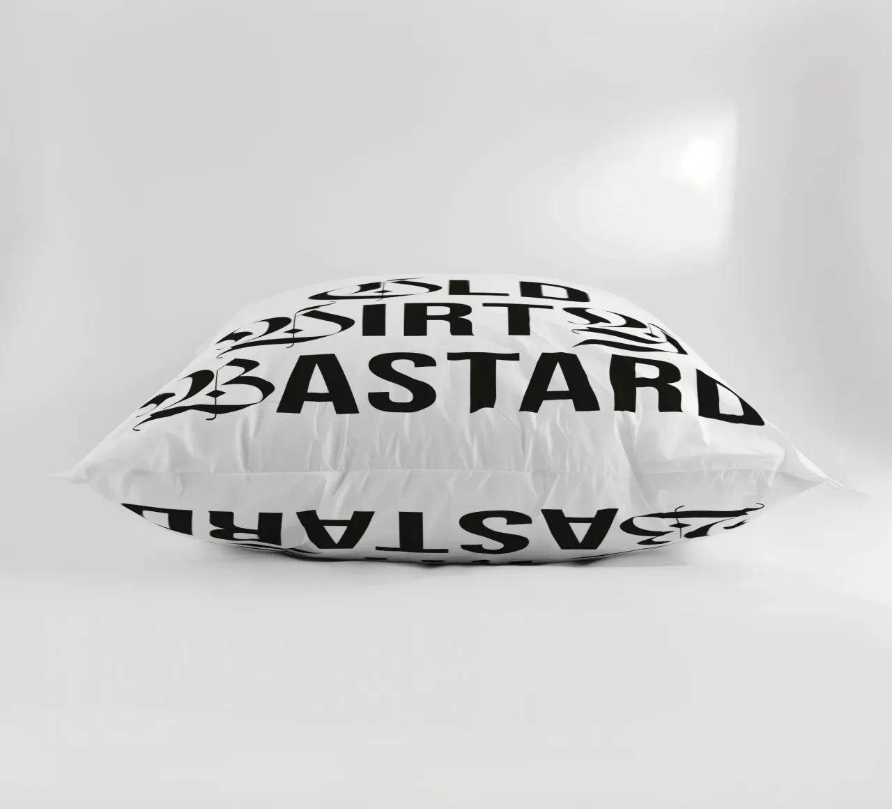 Old & Dirty cuscino da Tamsen Design