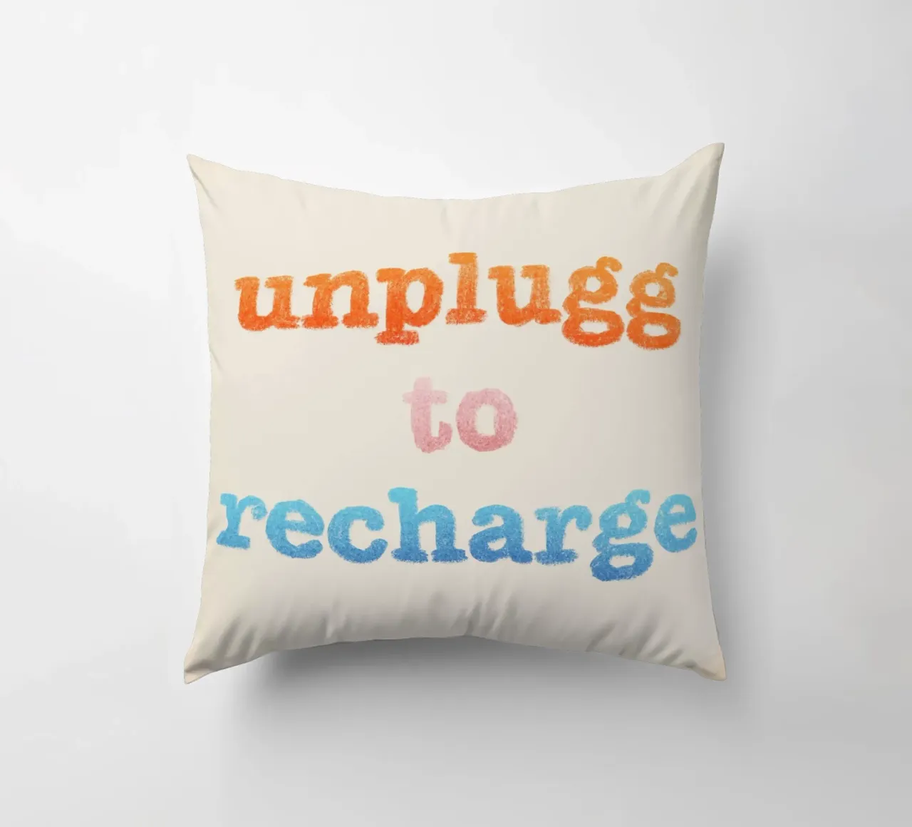 Unplugg to Recharge cuscino da nicigabrieldesigns