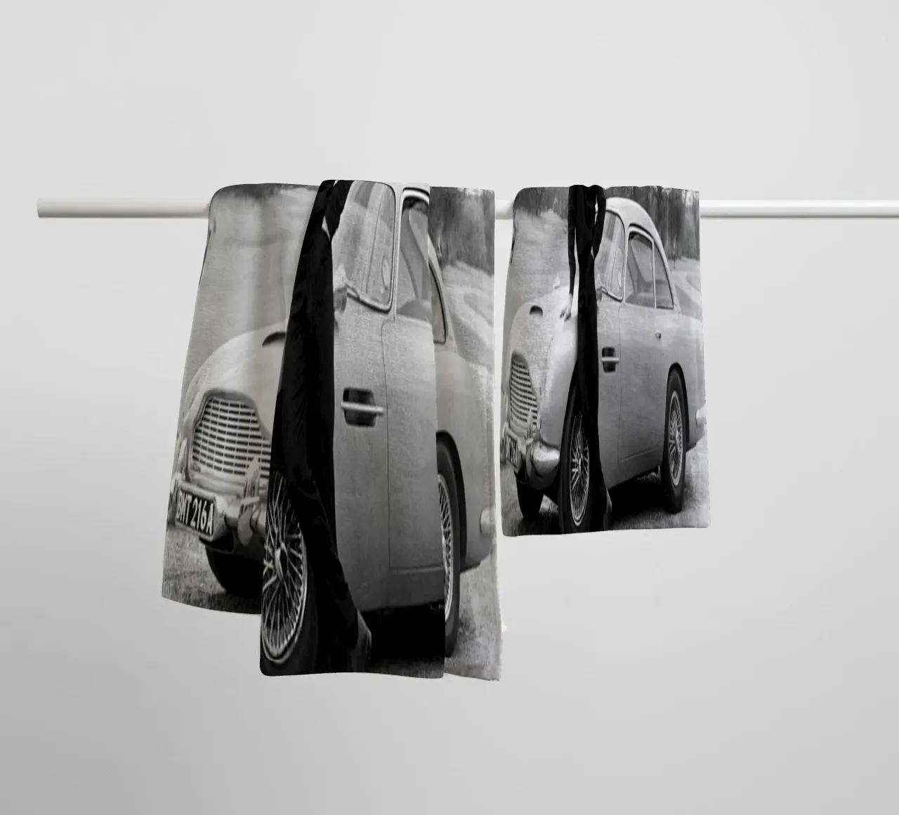 Man met oldtimer badhanddoek van Shiva Shops