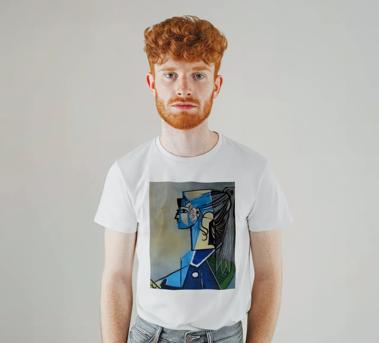 donna in abito blu t-shirt da eternal nino