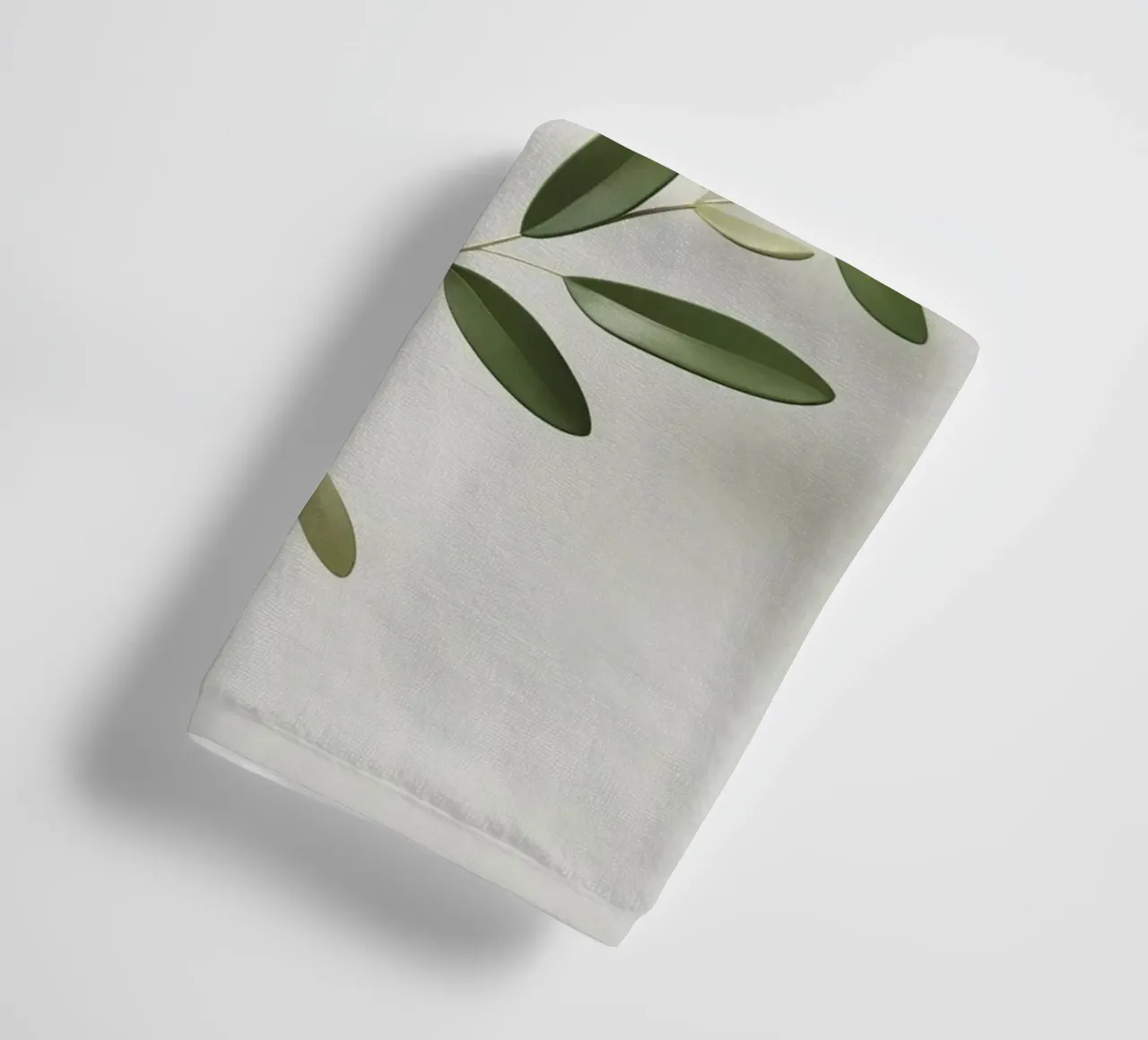 Ramo di ulivo con piccole foglie asciugamano da bagno da Botanical Gallery