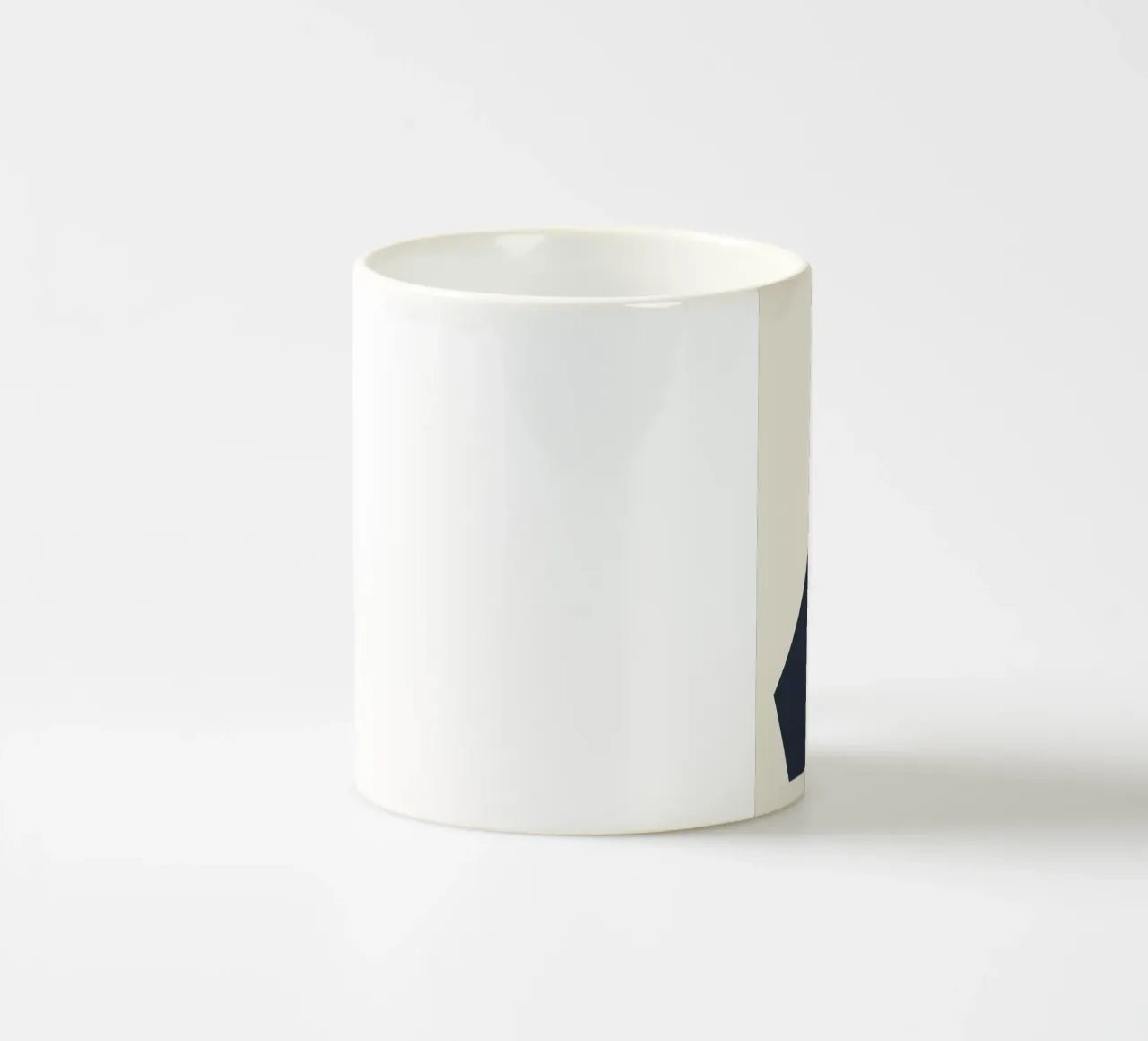 Höher hinaus Keramik Tasse von Maarten Léon
