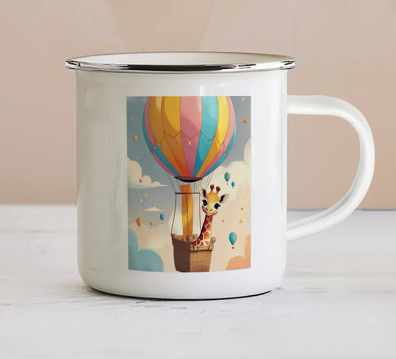 Giraffa felice in mongolfiera tazza in smalto da DesignDoodle