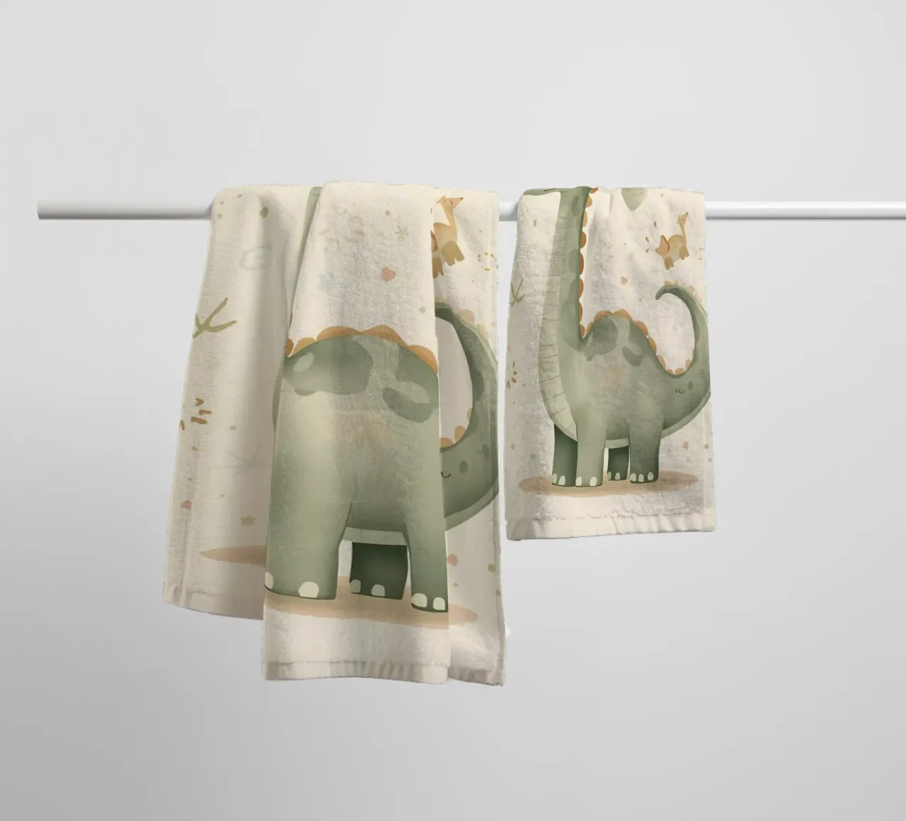Simpatico dinosauro verde con forme astratte asciugamano da bagno da DesignDoodle