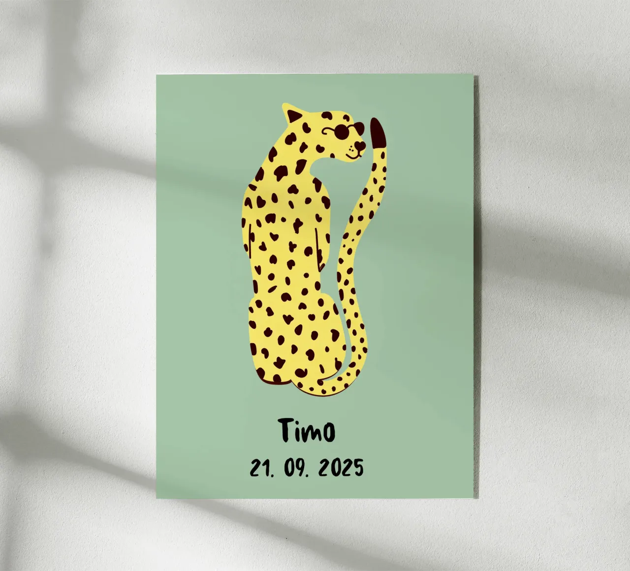 Personalisierbarer Leopard Acryl-Glas von Illustration Raissa Oltmanns