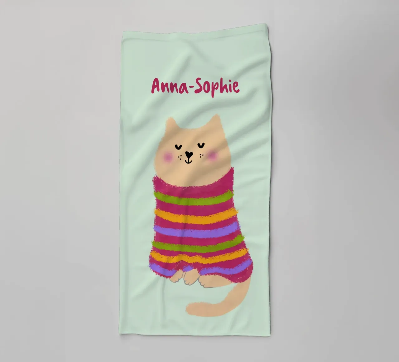 Gatto con maglione a righe asciugamano da bagno da Illustration Raissa Oltmanns