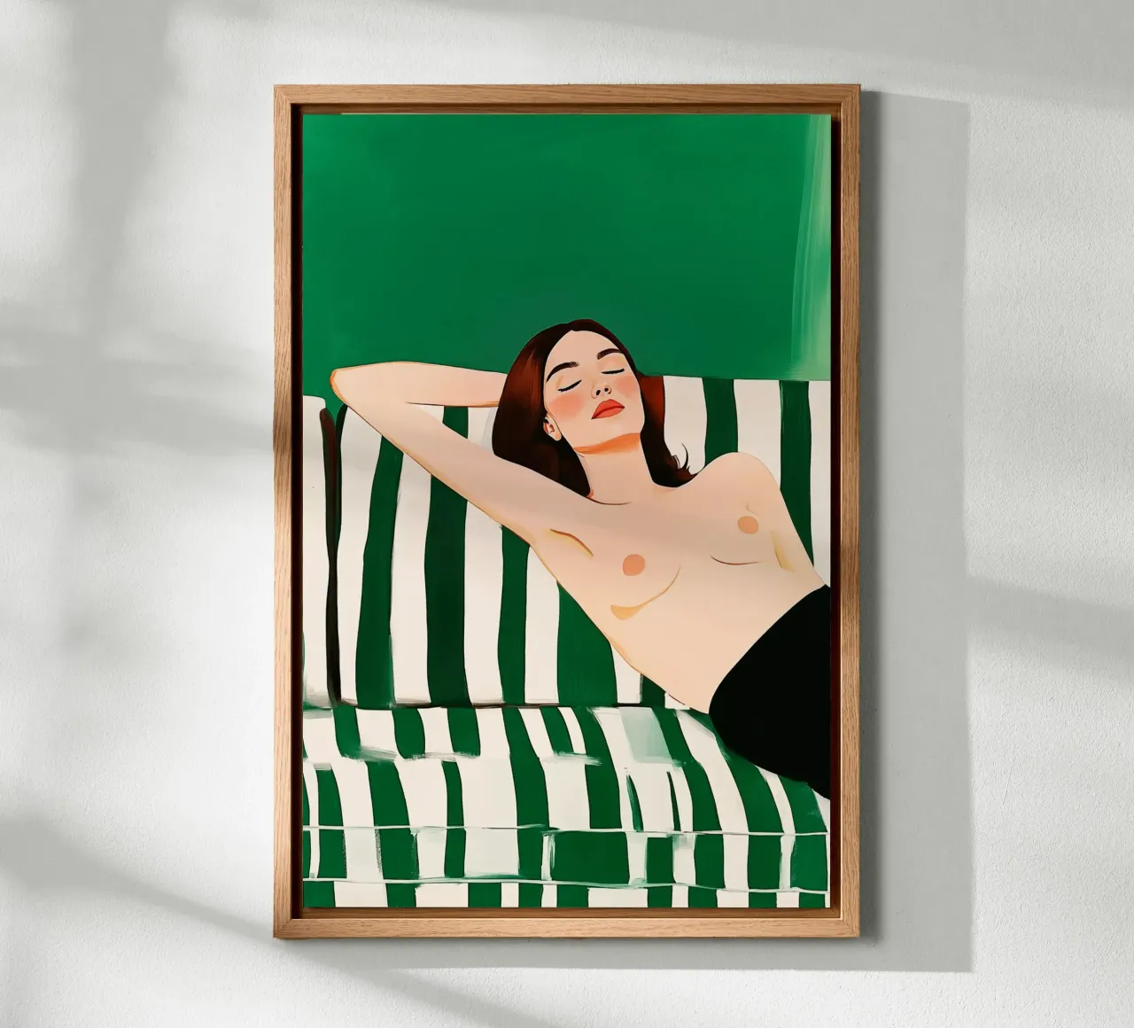 Nudo nel verde | Giovane donna quasi nuda tela con Cornice a cassetta da Autofocus