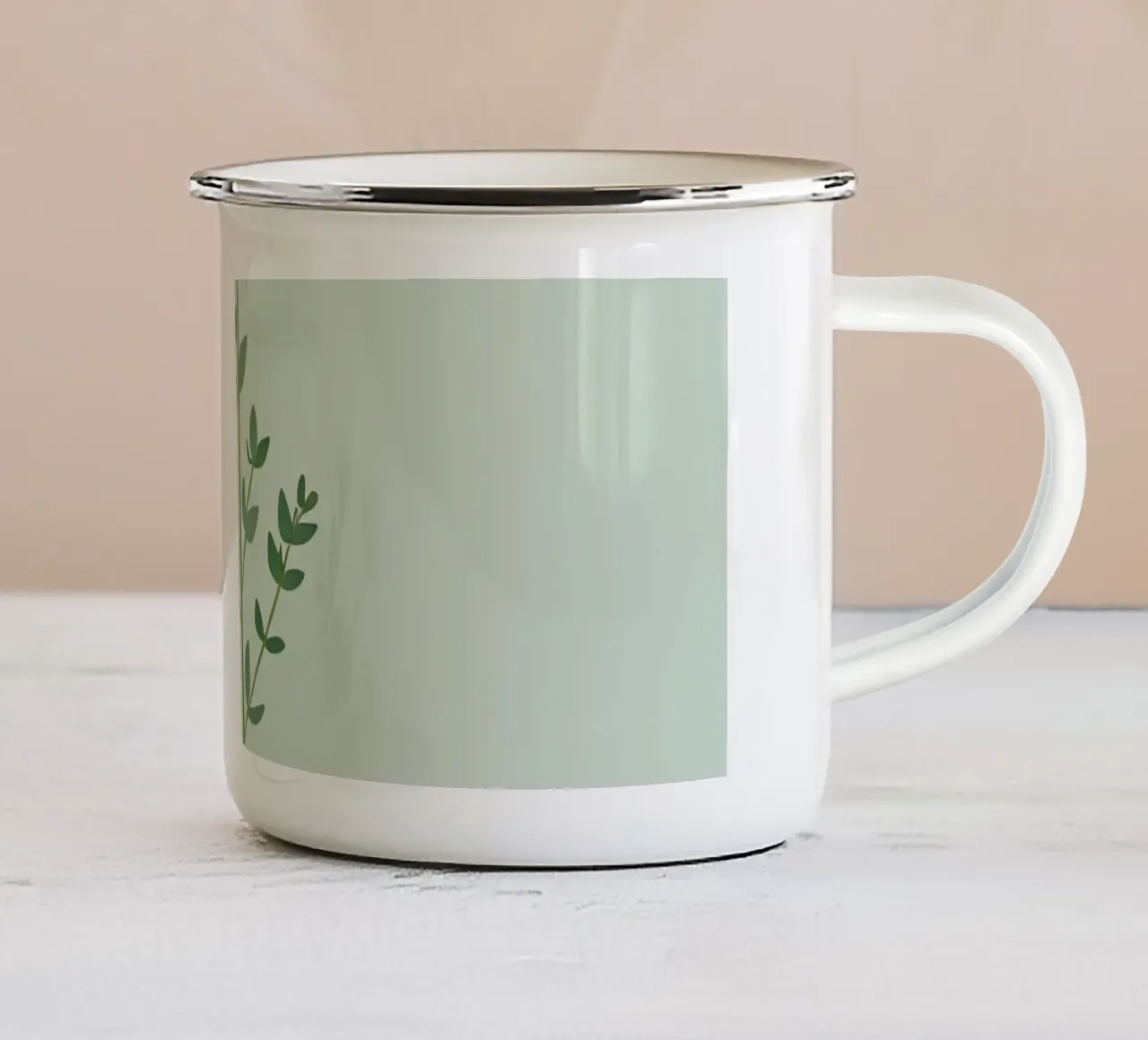 Piccolo ramo di timo con foglie minuscole tazza in smalto da Botanical Gallery