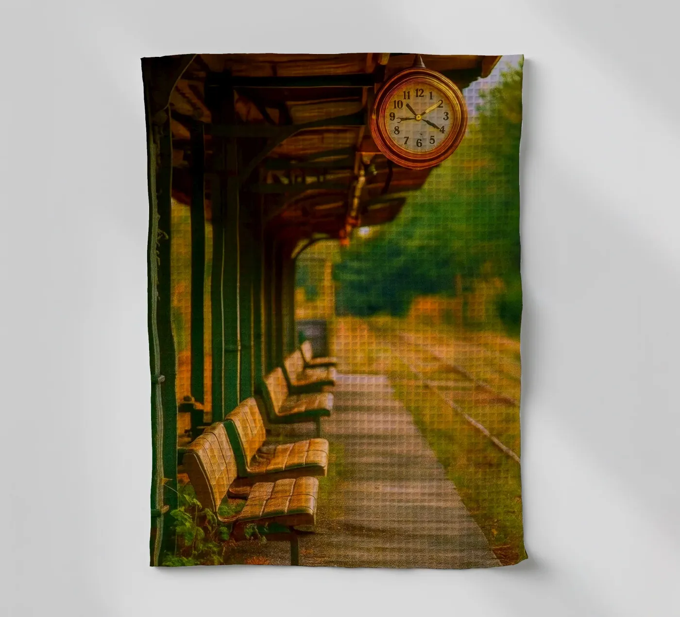 vintage train station Geschirrtuch von PASMING