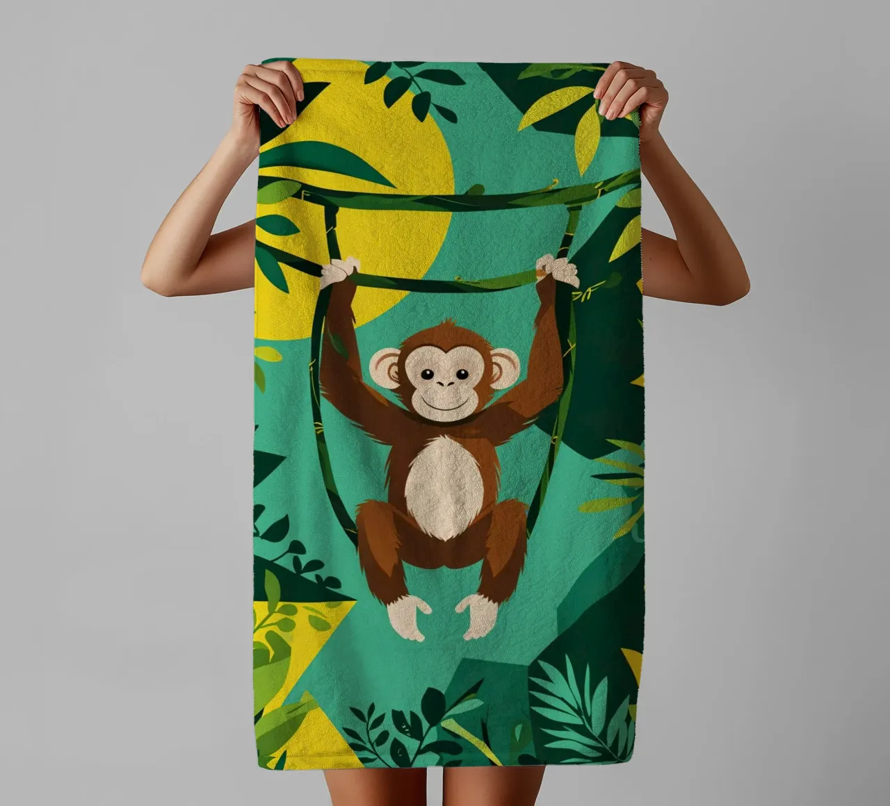 Scimmia felice appesa a una vite con fogliame asciugamano da bagno da DesignDoodle