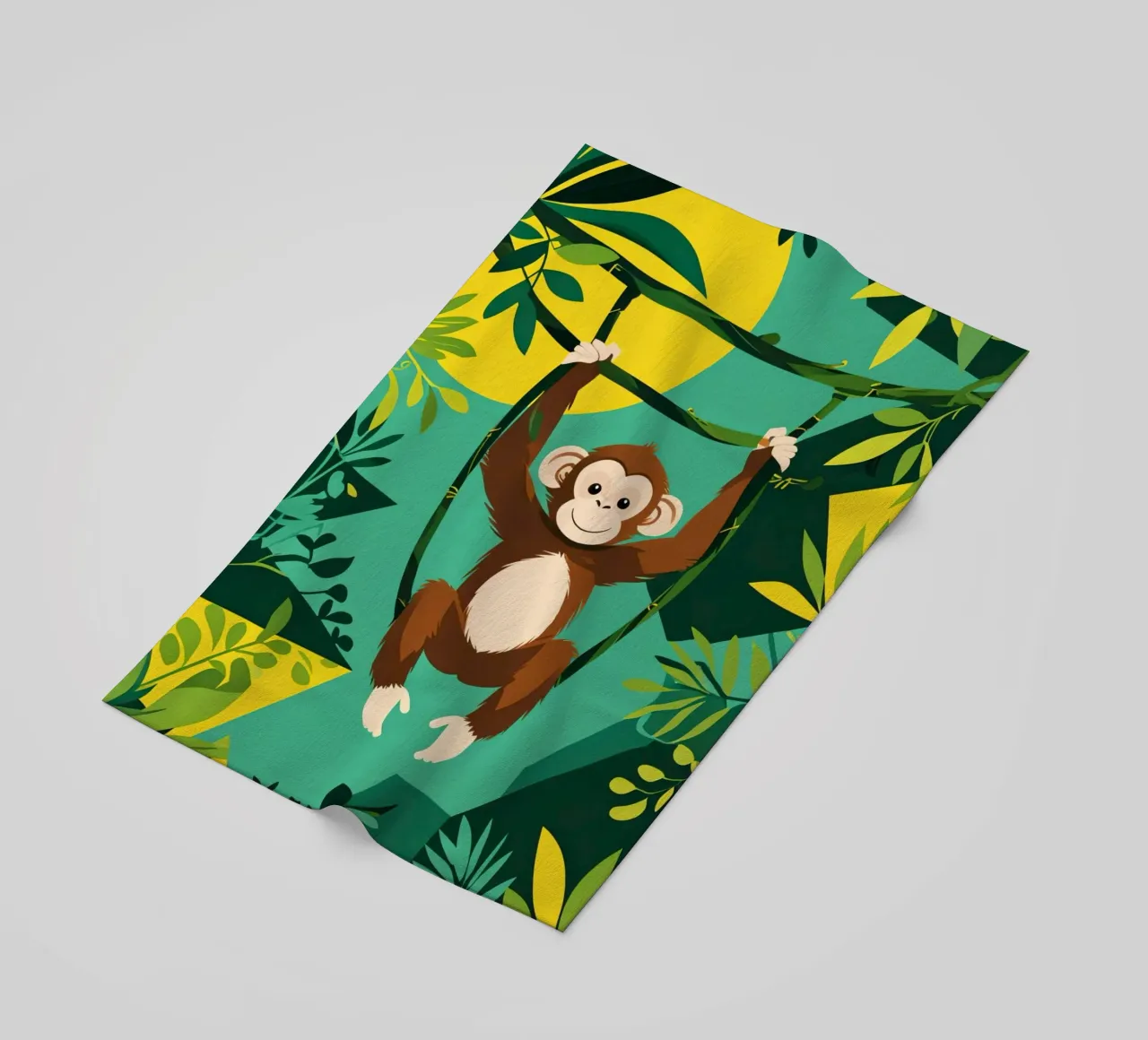 Scimmia felice appesa a una vite con fogliame telo mare da DesignDoodle