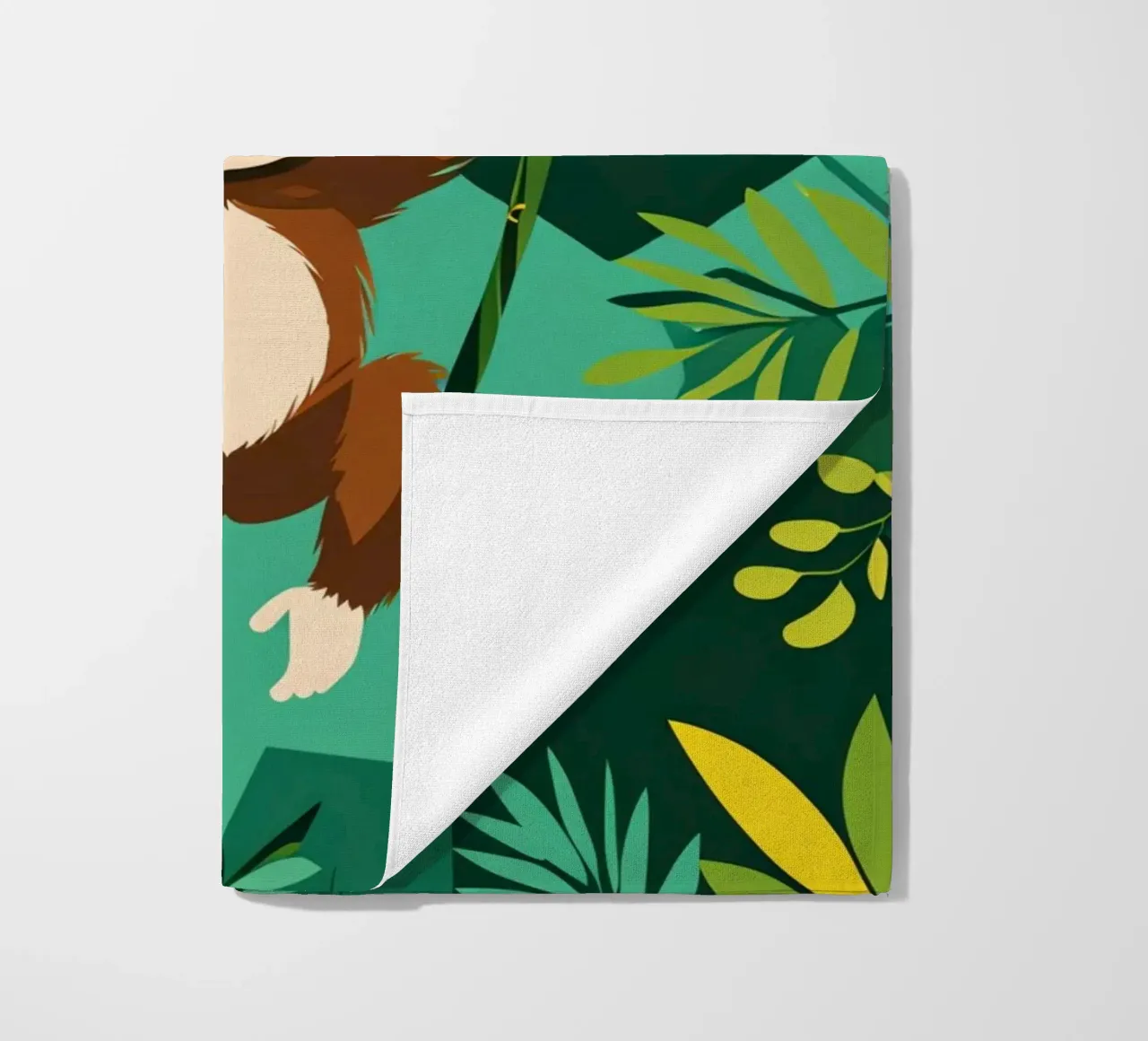 Scimmia felice appesa a una vite con fogliame telo mare da DesignDoodle