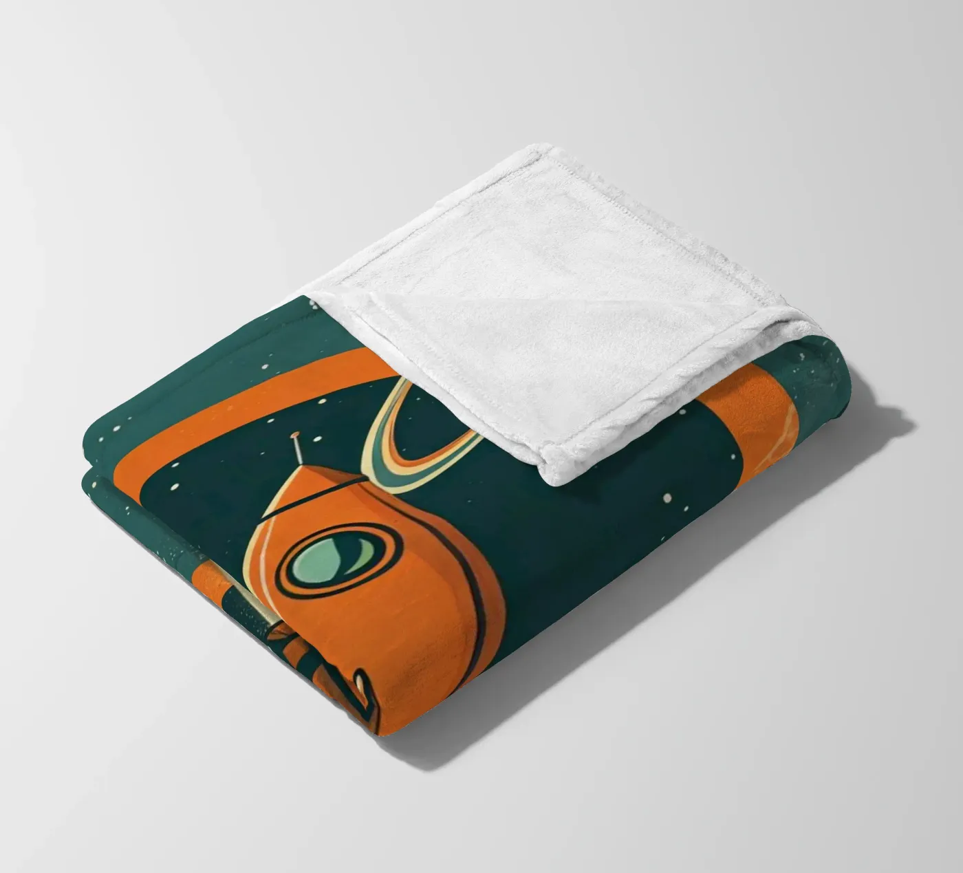 Retro Rocket Launch Through Celestial Ring fleecedeken van DesignDoodle