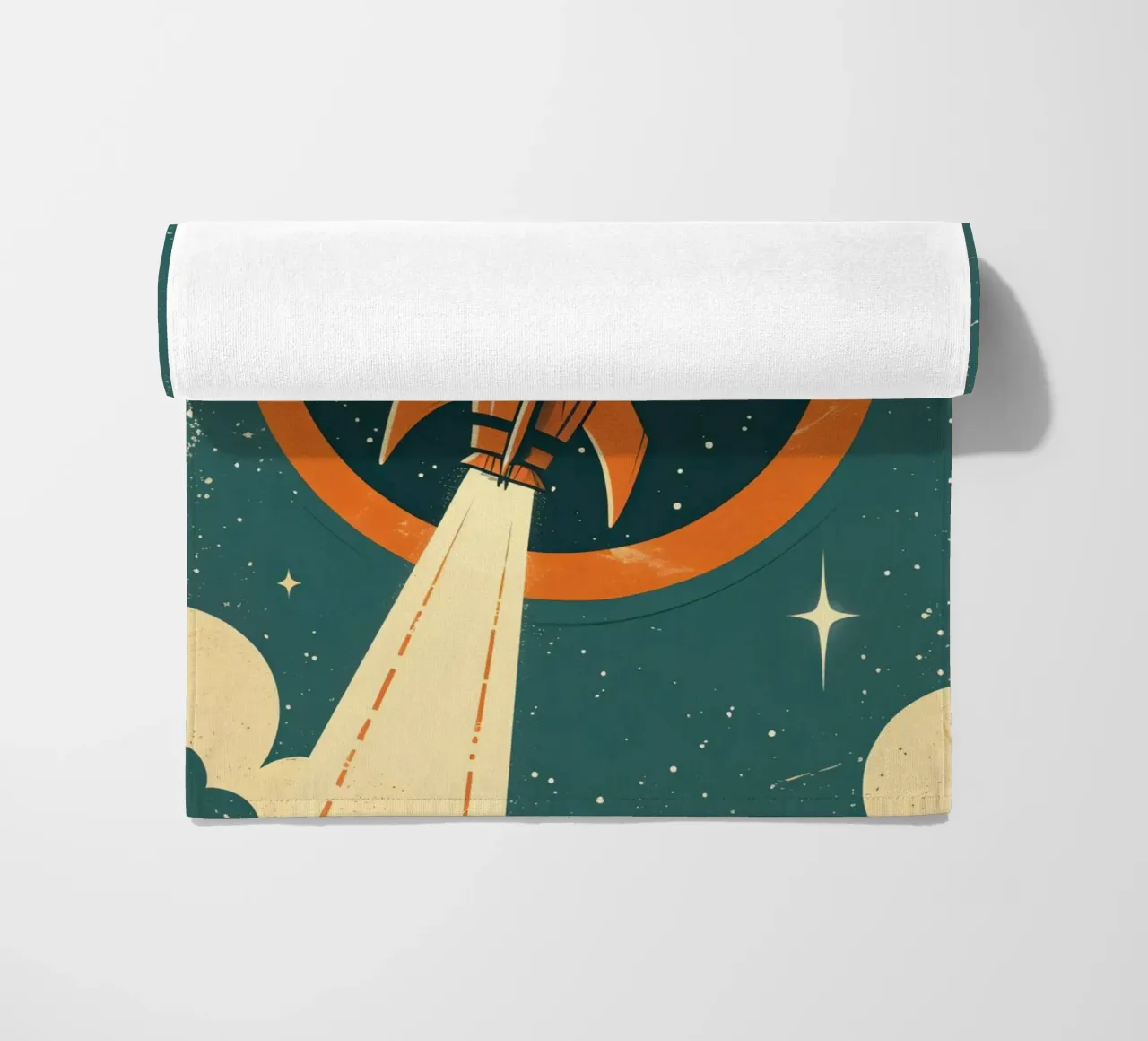 Retro Rocket Launch Through Celestial Ring telo mare da DesignDoodle