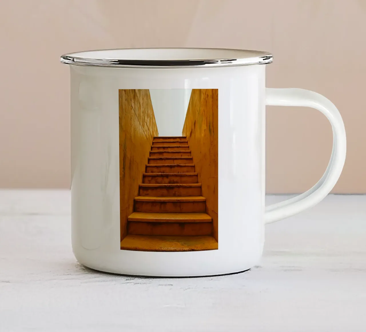scala vintage spenta tazza in smalto da PASMING