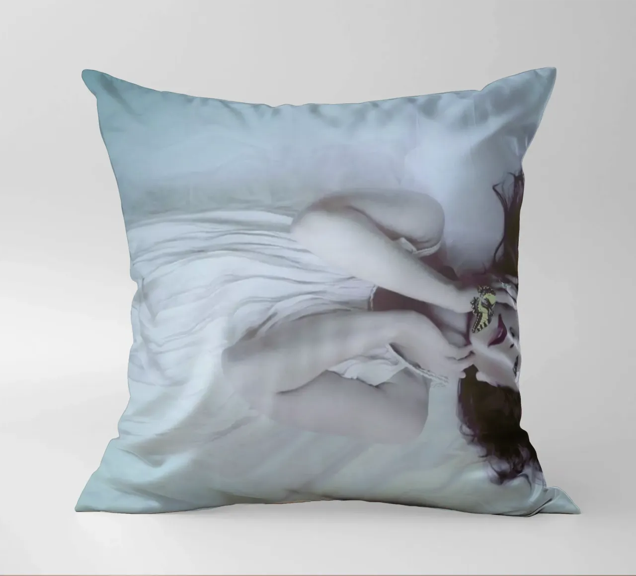 Aether cuscino da George Griefy