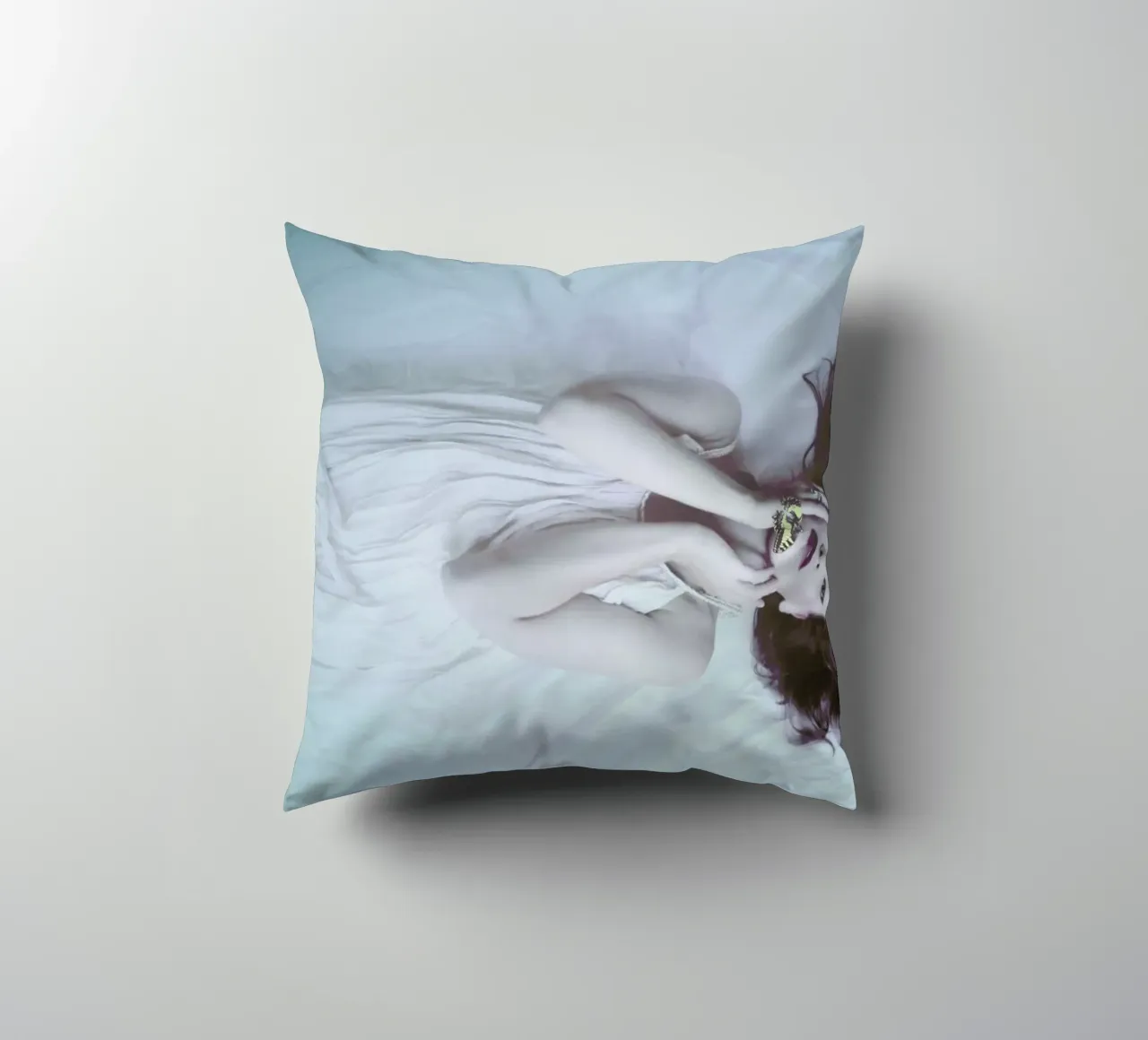 Aether cuscino da George Griefy