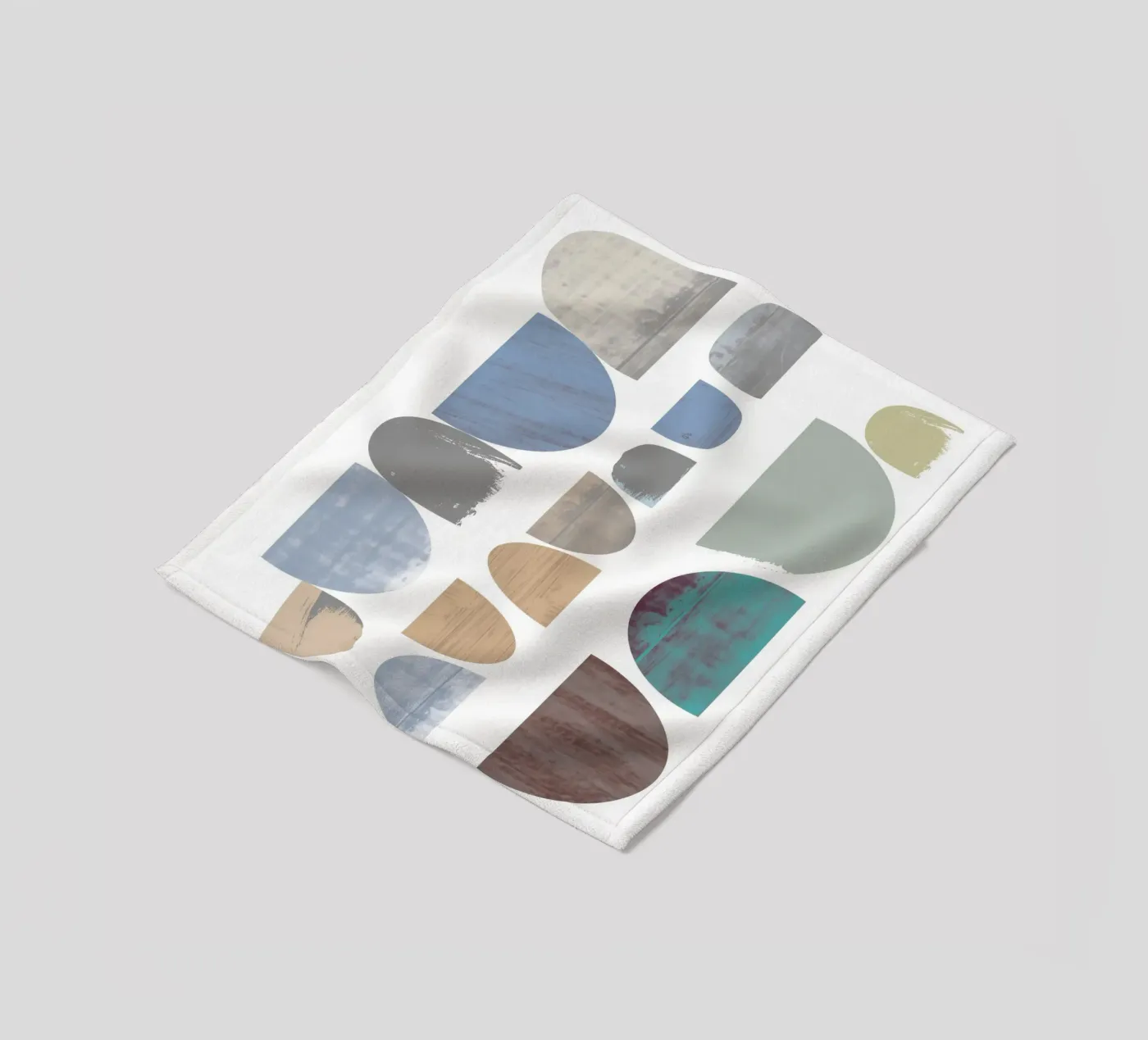 Pebble Stacks Fleecedecke von Catherine Aguilar