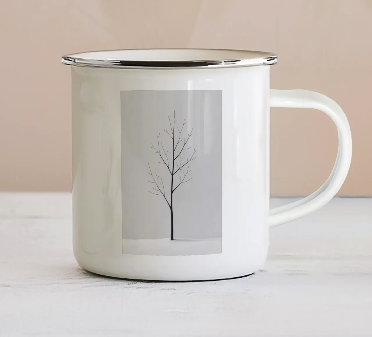 Semplice ramo nudo invernale tazza in smalto da Botanical Gallery