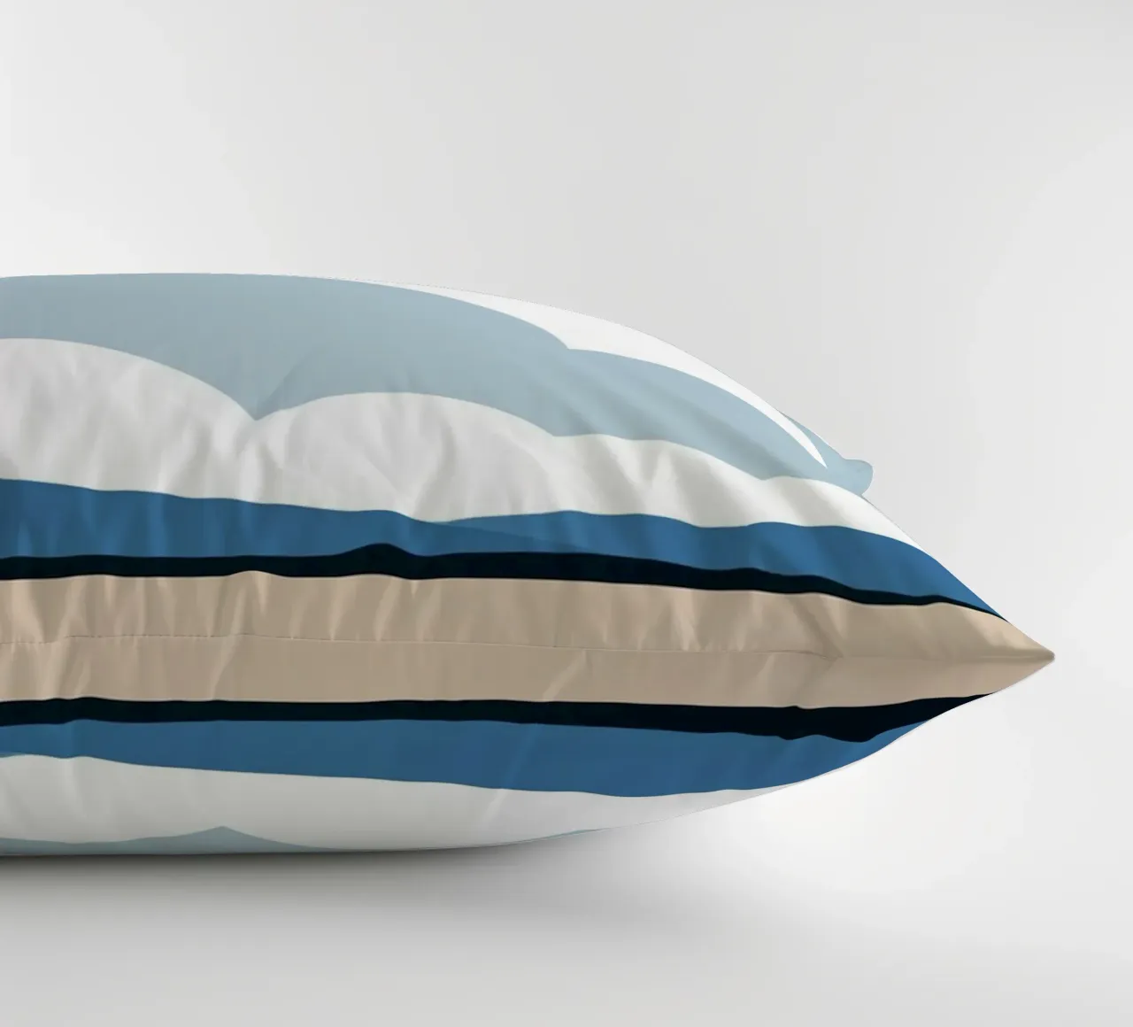 Semplice linea orizzontale che divide la composizione cuscino da LIFESTYLE OBJECTS