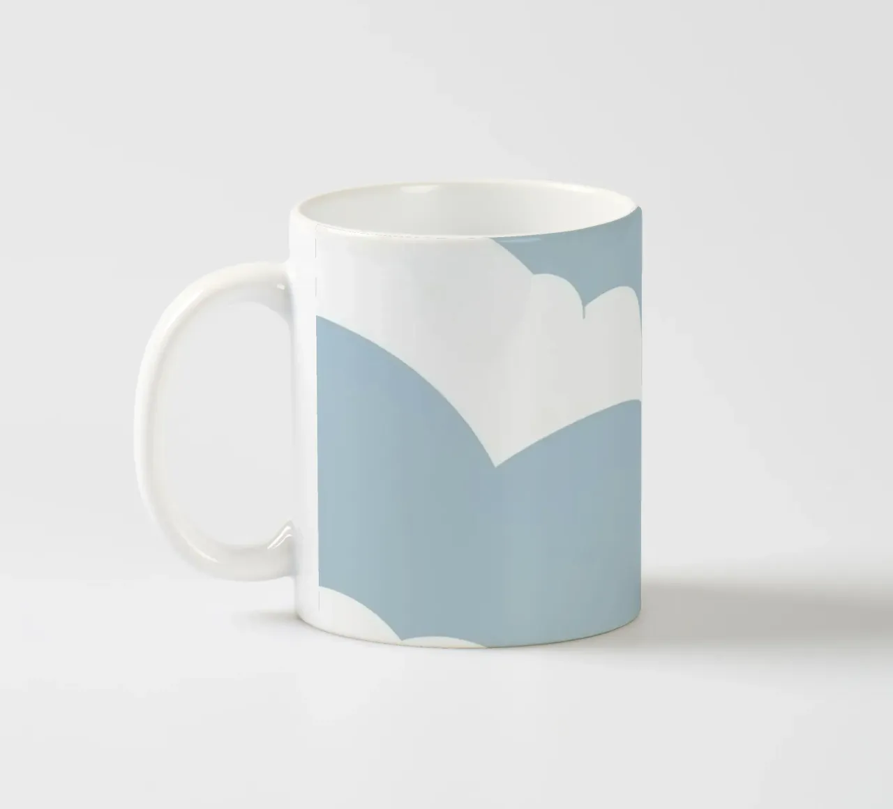 Semplice linea orizzontale che divide la composizione tazza in ceramica da LIFESTYLE OBJECTS