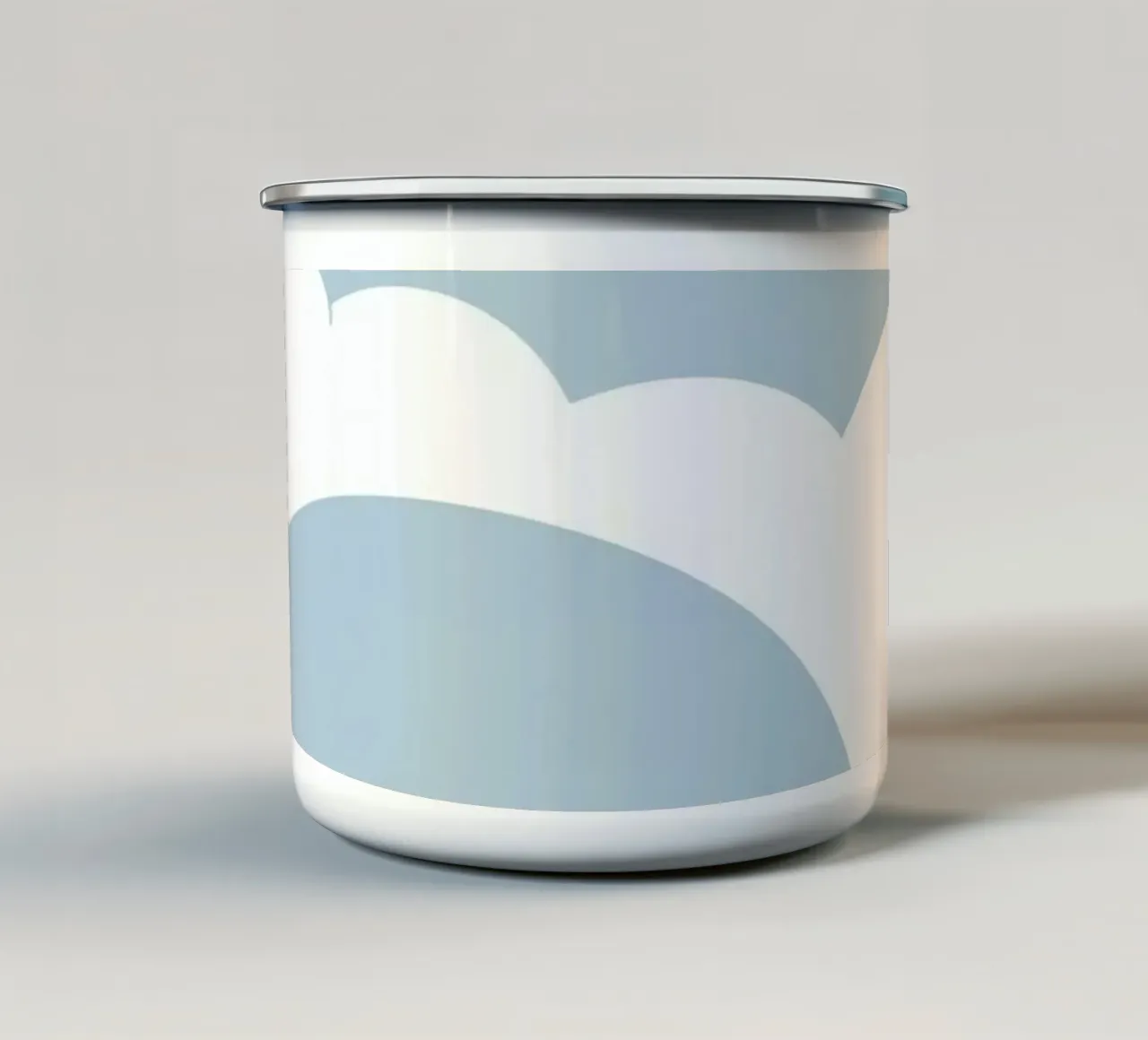 Semplice linea orizzontale che divide la composizione tazza in smalto da LIFESTYLE OBJECTS