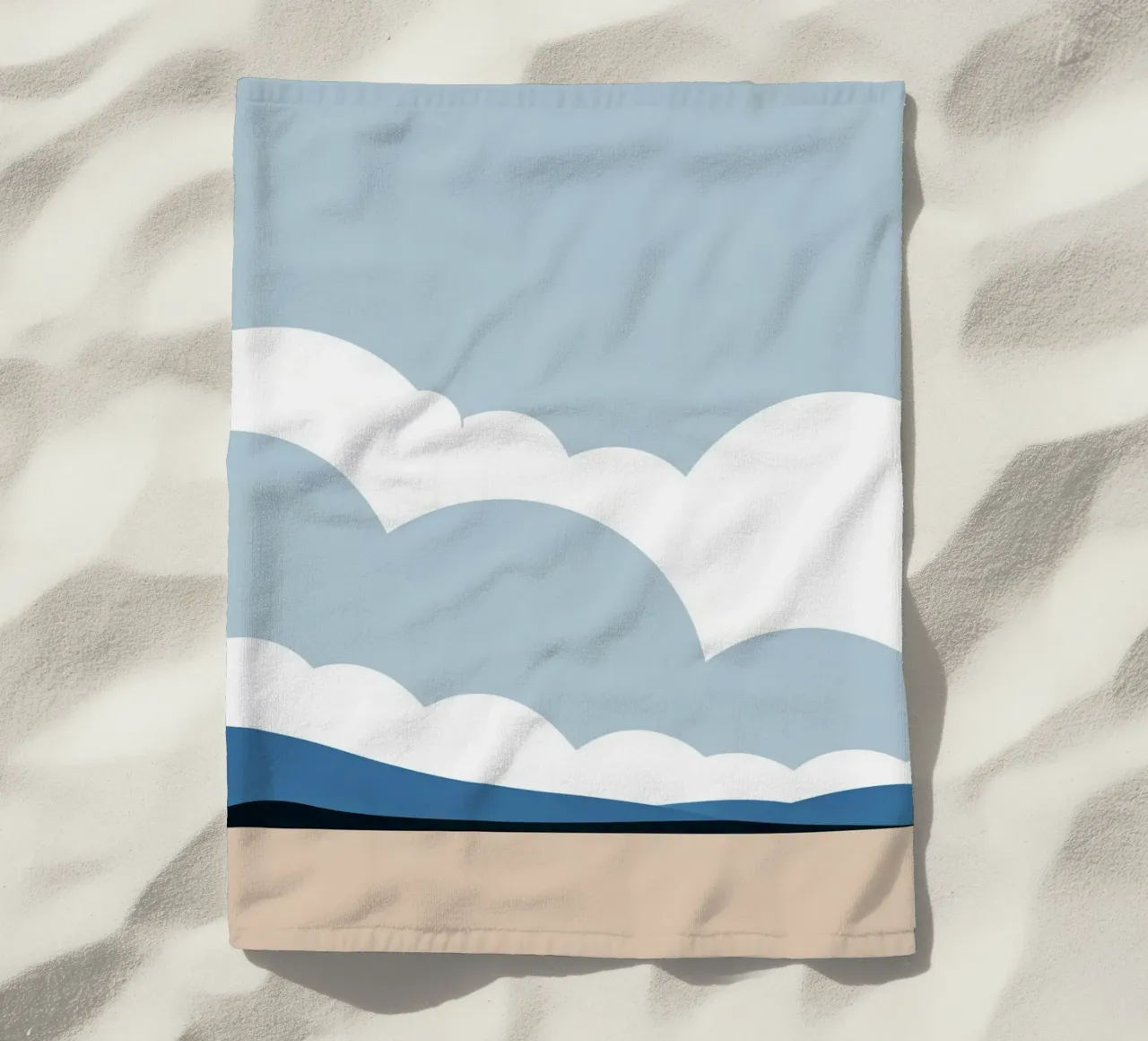 Semplice linea orizzontale che divide la composizione telo mare da LIFESTYLE OBJECTS