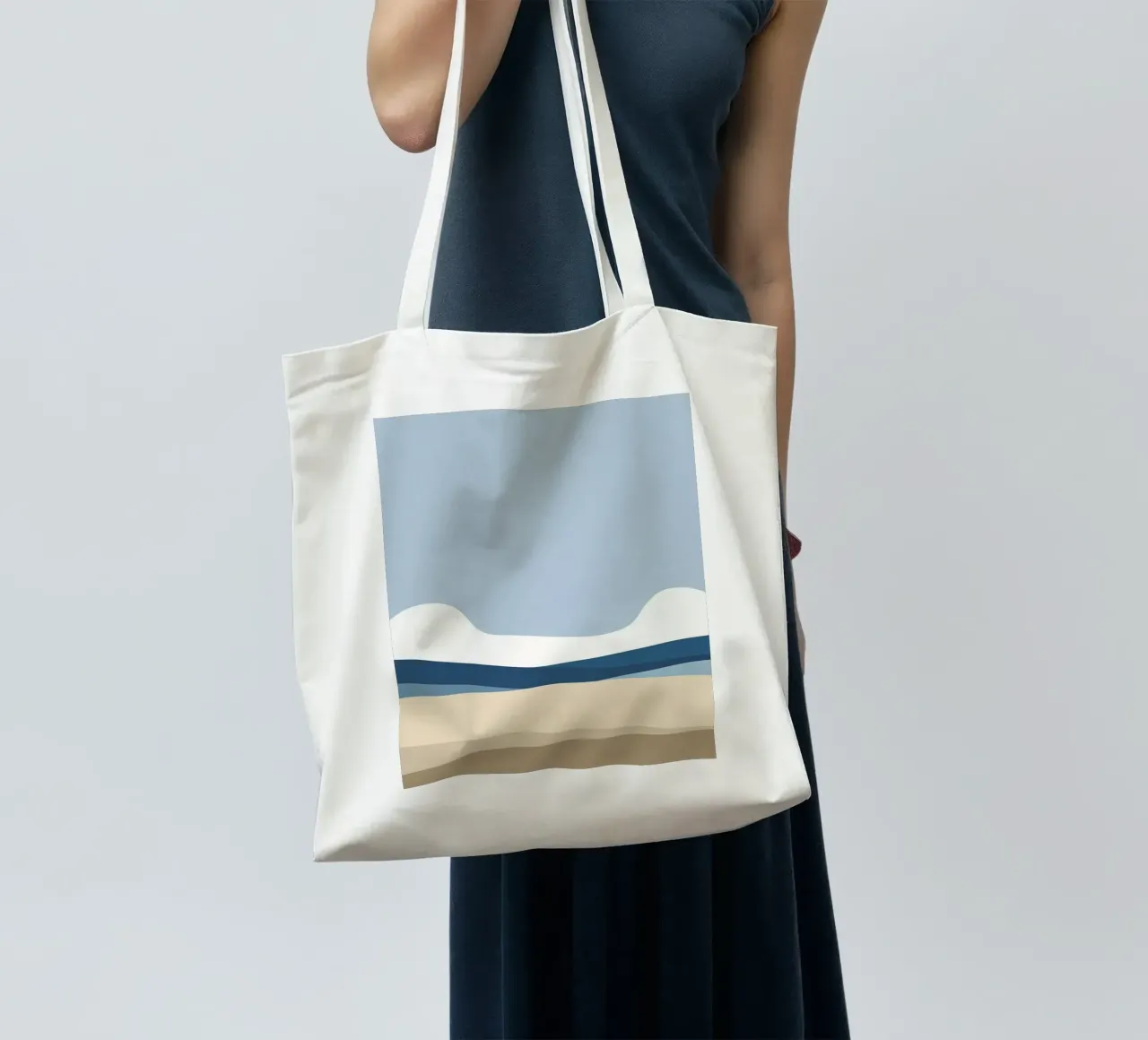 Semplice linea orizzontale che divide la composizione borsa in juta da LIFESTYLE OBJECTS