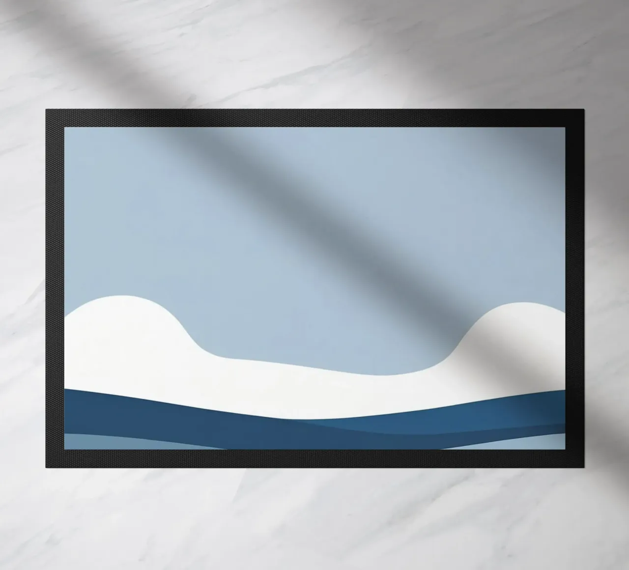 Semplice linea orizzontale che divide la composizione zerbino da LIFESTYLE OBJECTS