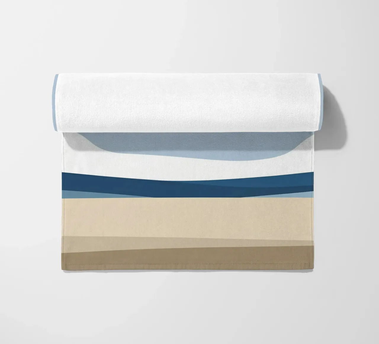 Semplice linea orizzontale che divide la composizione telo mare da LIFESTYLE OBJECTS