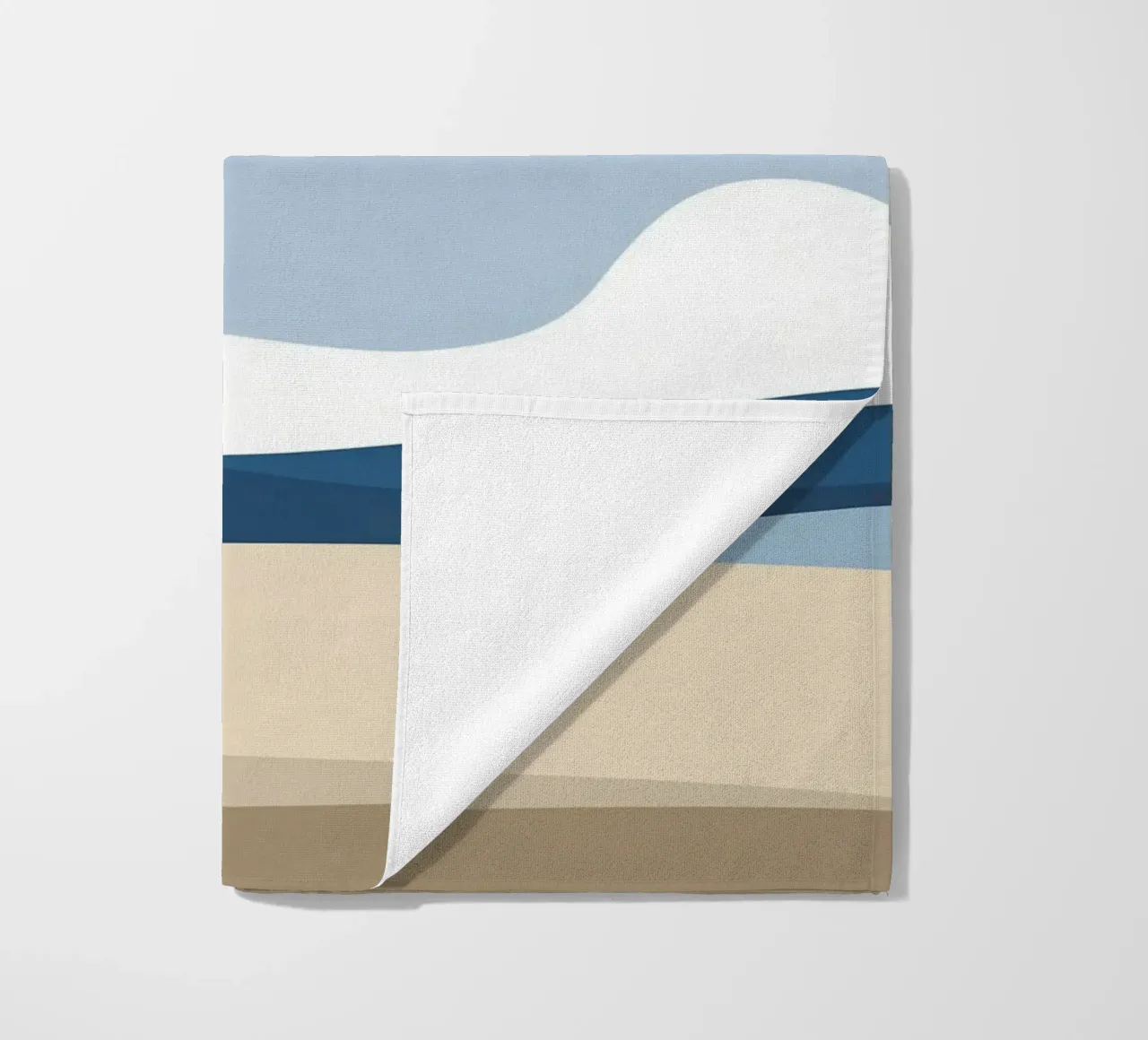 Semplice linea orizzontale che divide la composizione telo mare da LIFESTYLE OBJECTS