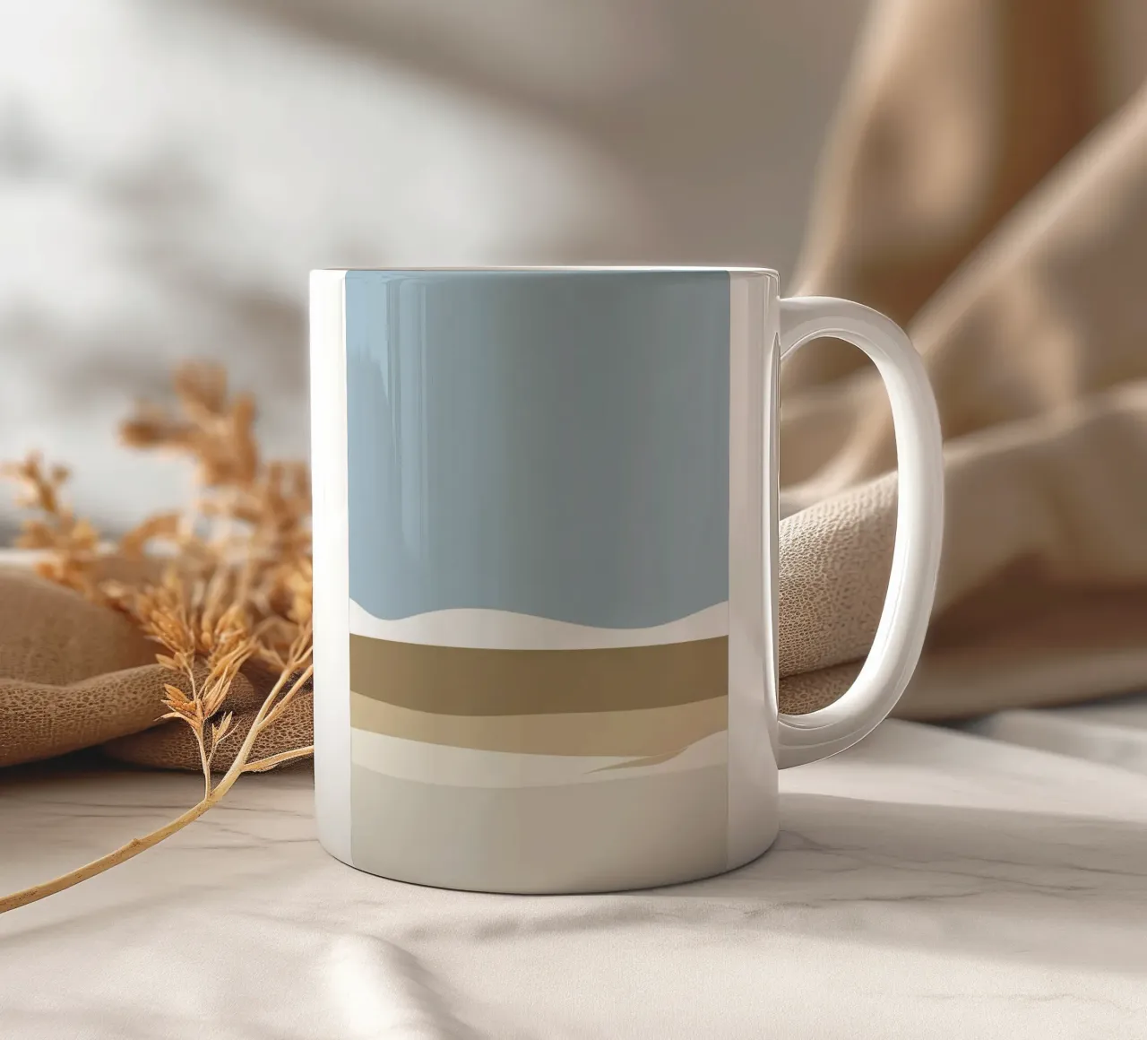 Semplice linea orizzontale che divide la composizione tazza in ceramica da LIFESTYLE OBJECTS
