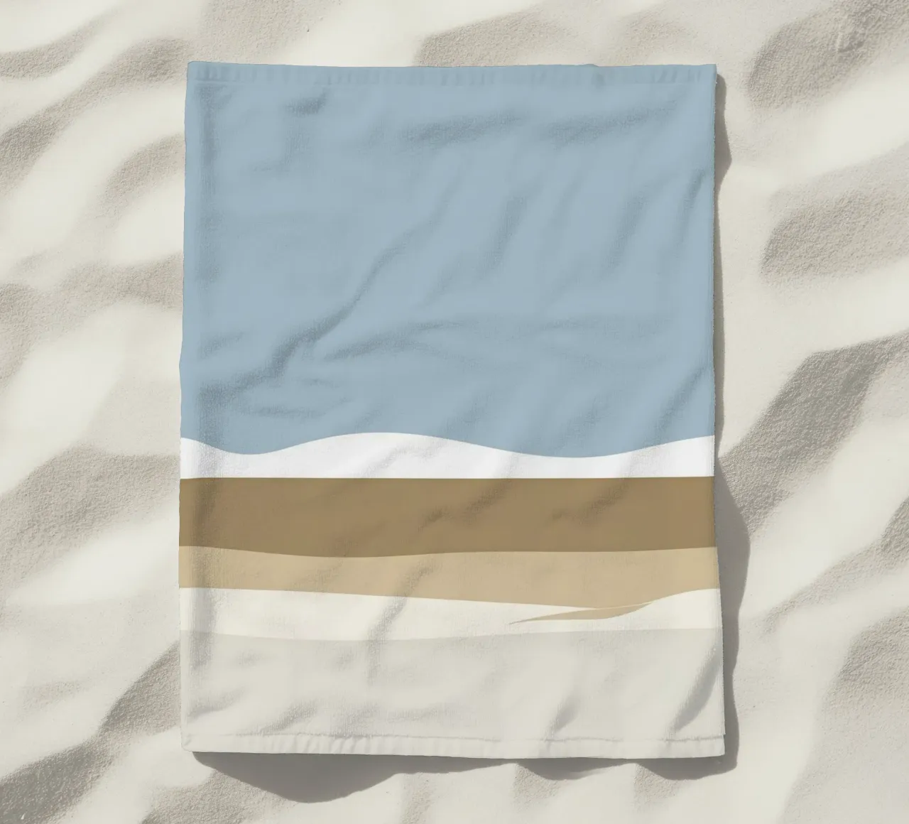 Semplice linea orizzontale che divide la composizione telo mare da LIFESTYLE OBJECTS
