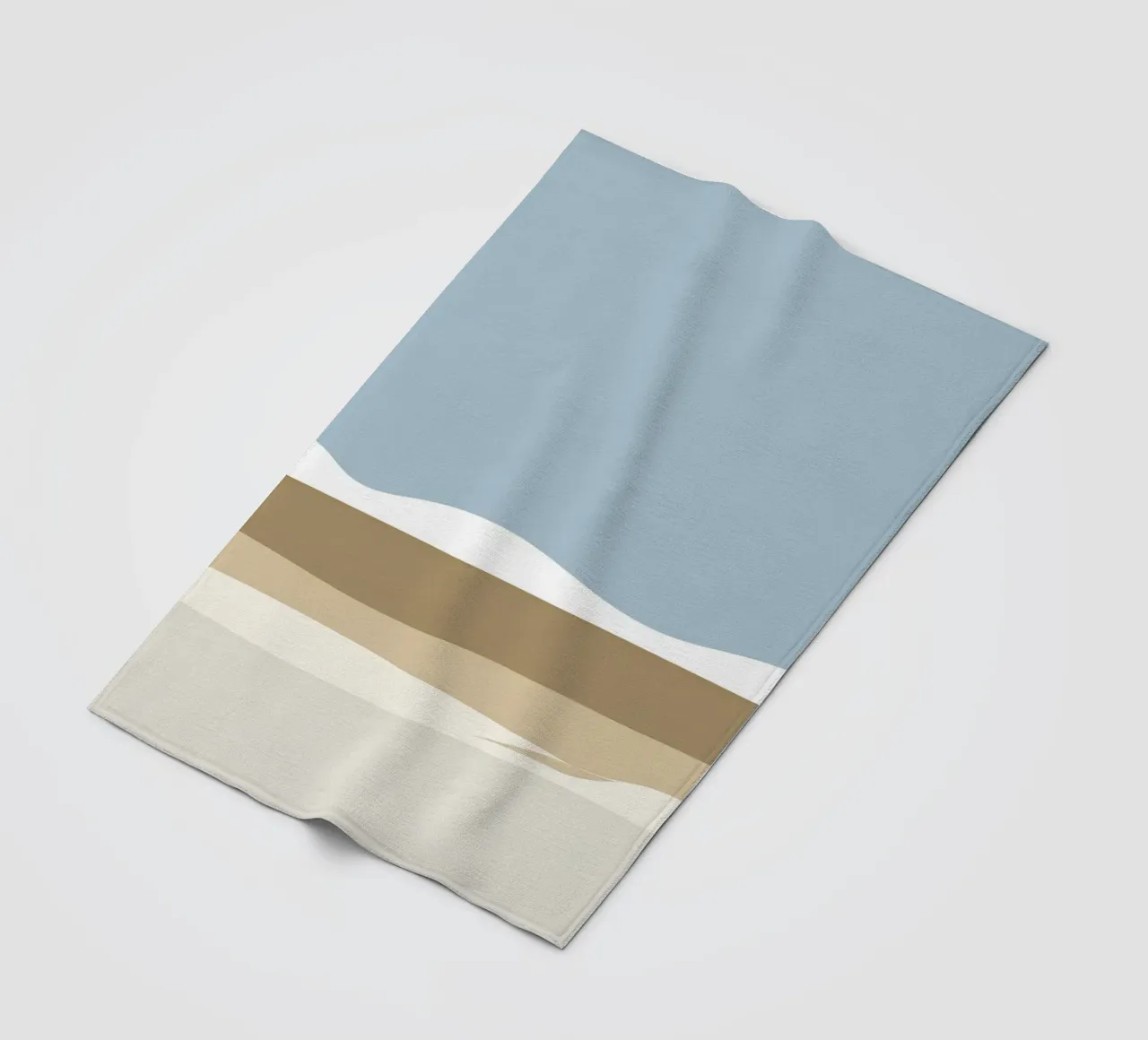 Semplice linea orizzontale che divide la composizione coperta in pile da LIFESTYLE OBJECTS